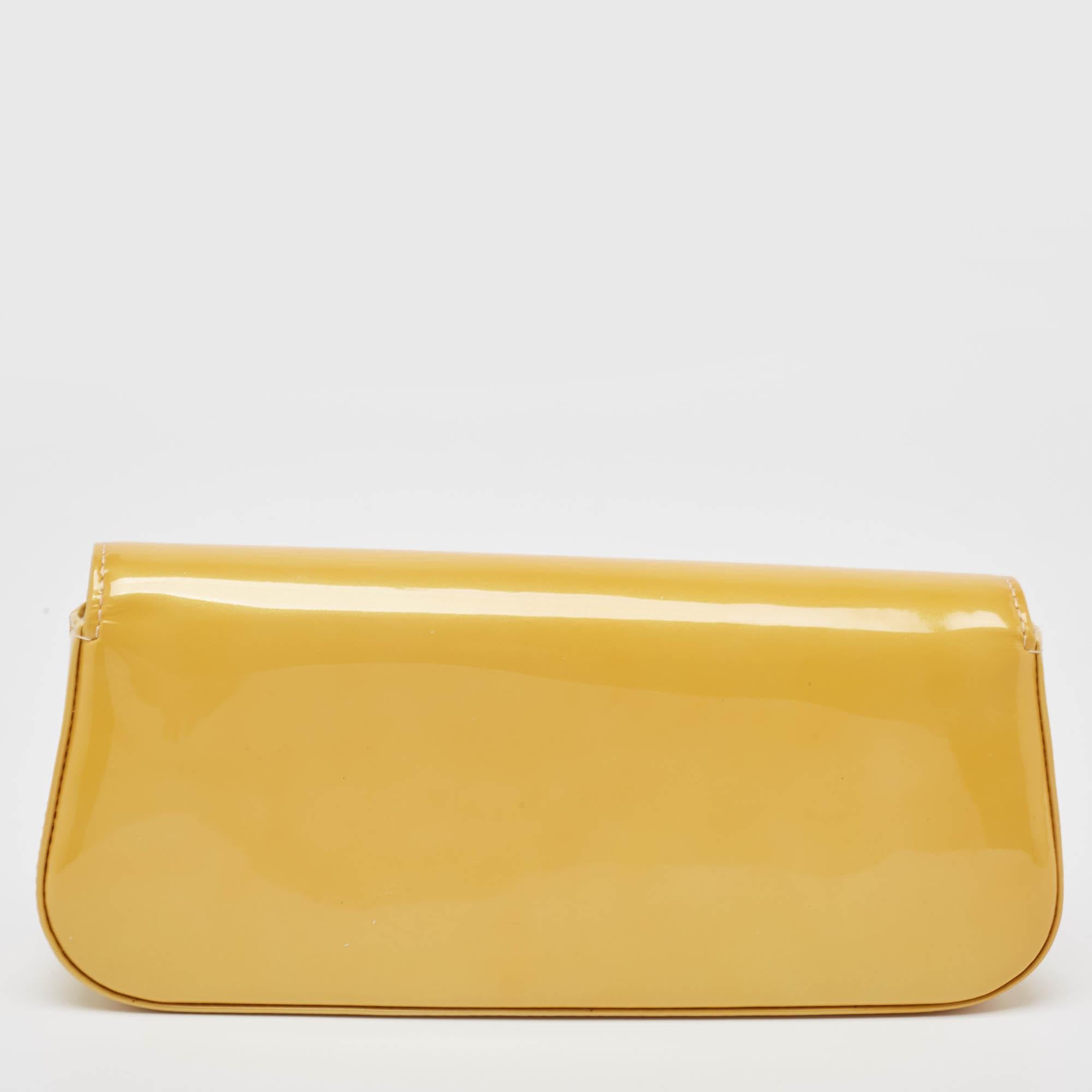 Women's Louis Vuitton Vert Impression Patent Leather Sobe Clutch