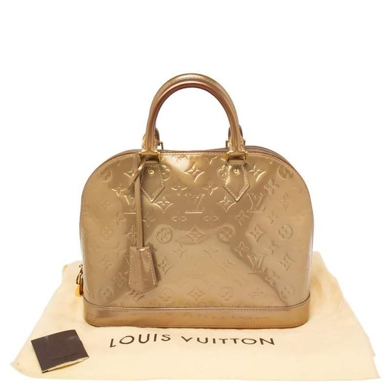 Louis Vuitton Vert Olive Monogram Vernis Alma PM Bag For Sale 10