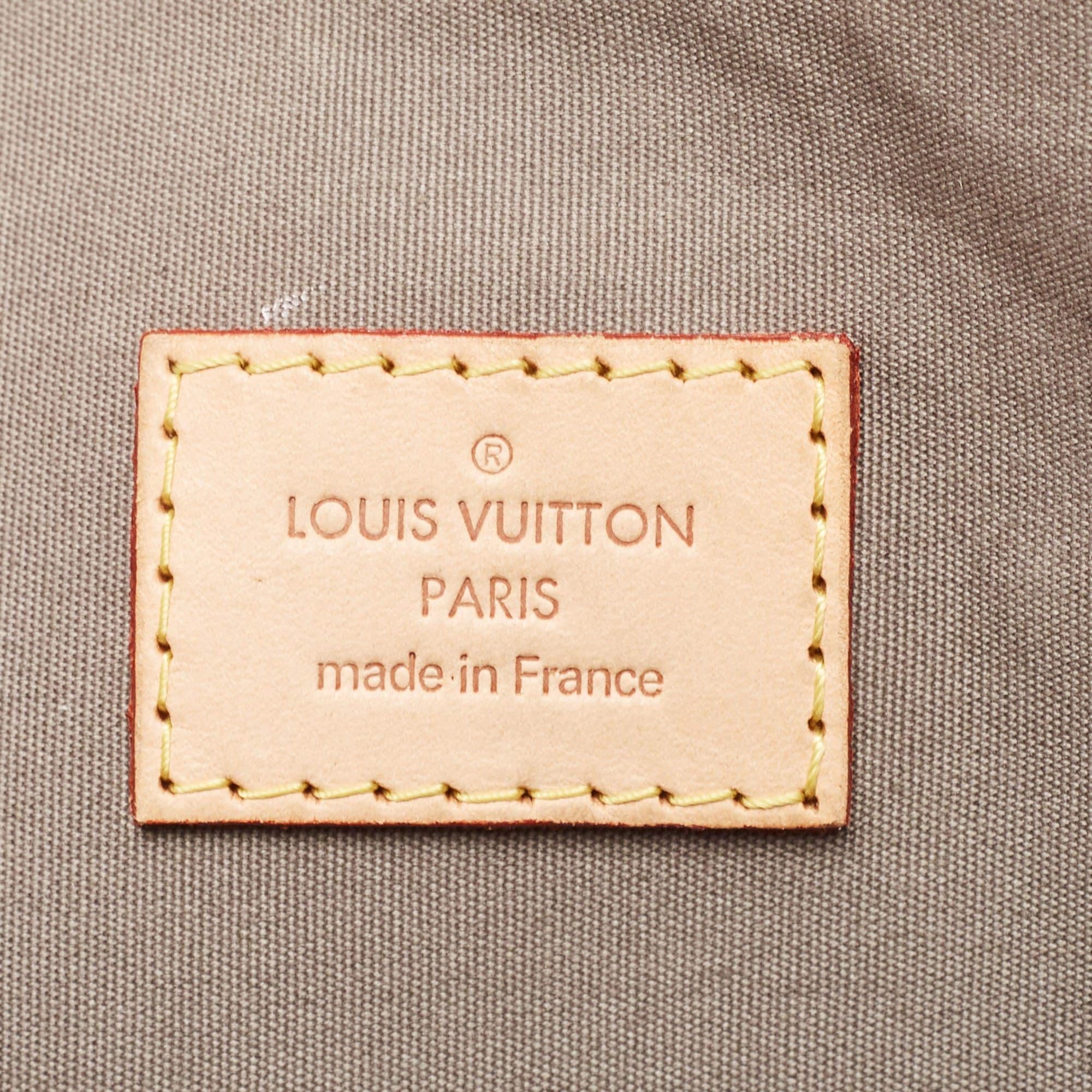 Sac Alma GM en cuir vernis avec monogramme olive Louis Vuitton en vente 6
