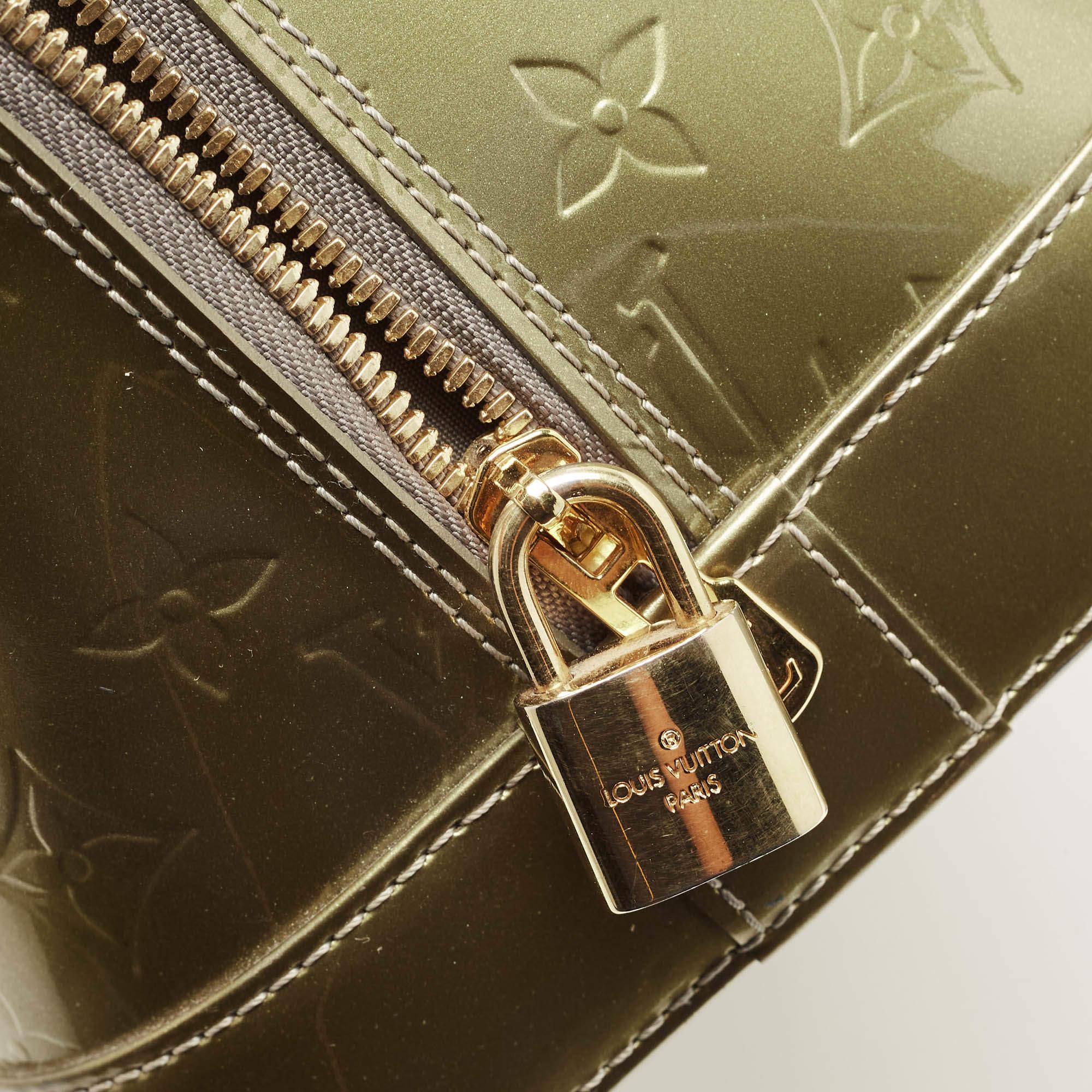 Louis Vuitton Vert Olive Monogram Vernis Leather Alma GM Bag For Sale 12