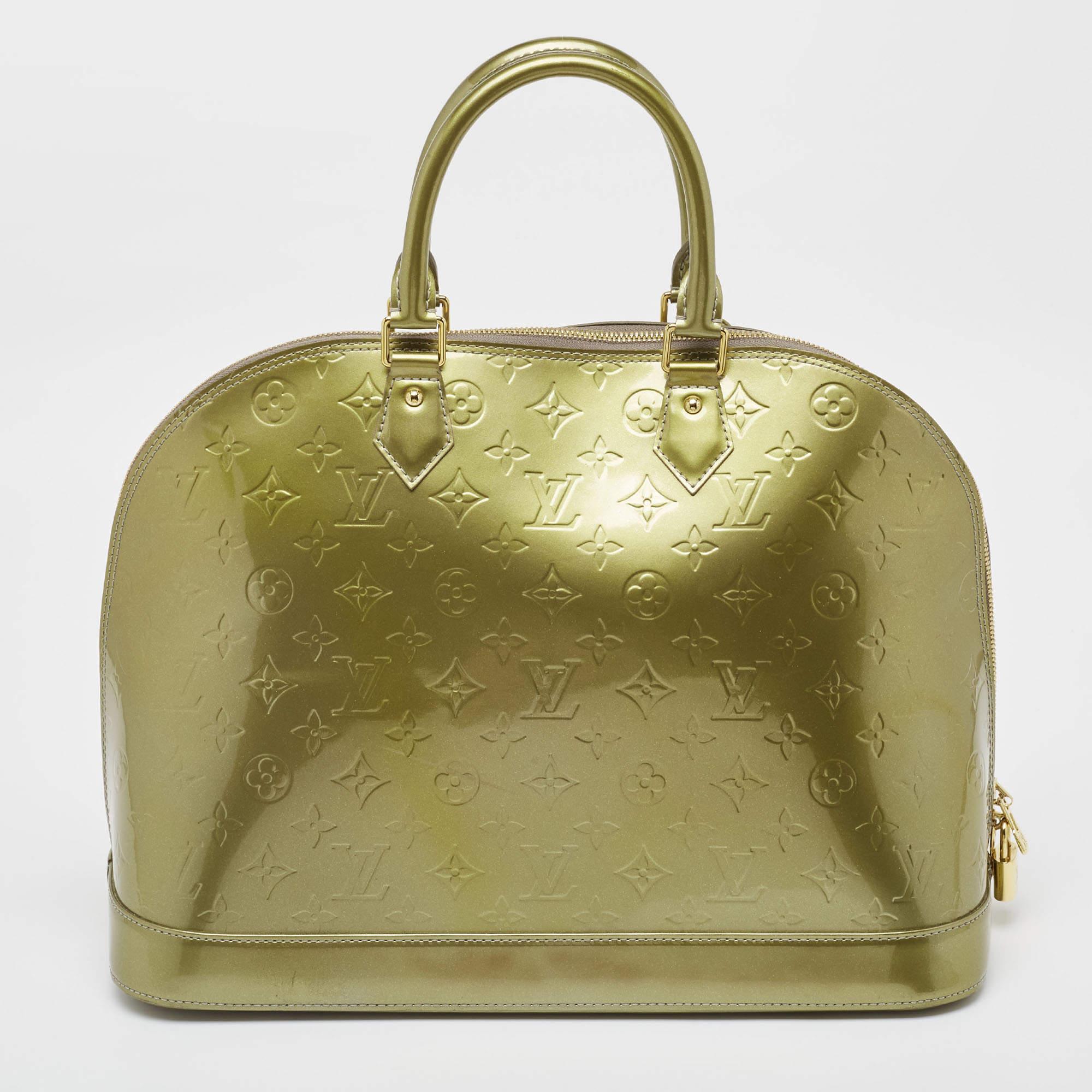 Louis Vuitton Vert Olive Monogram Vernis Leather Alma GM Bag For Sale 2