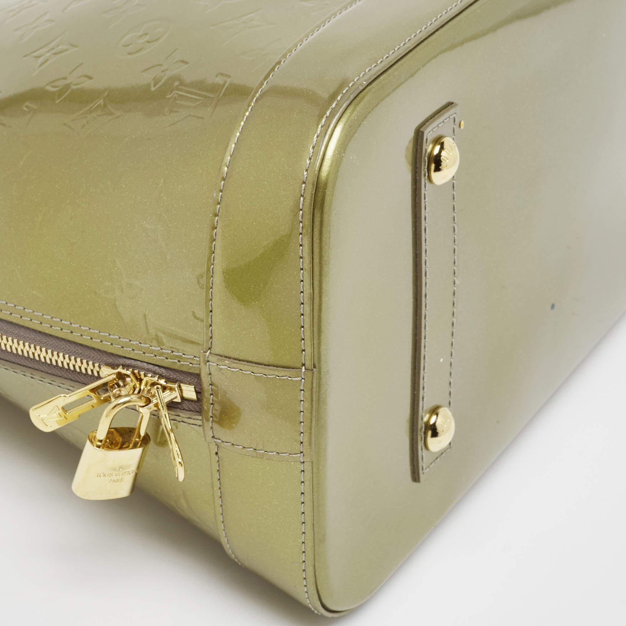 Louis Vuitton Vert Olive Monogram Vernis Leather Alma GM Bag For Sale 3