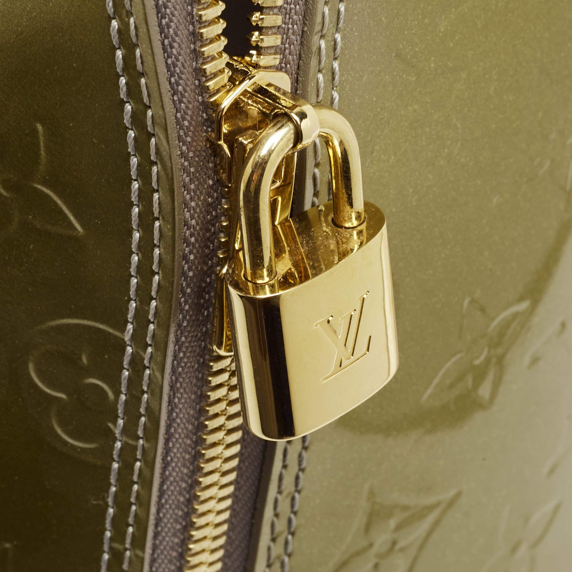 Louis Vuitton Vert Olive Monogram Vernis Leather Alma GM Bag For Sale 5