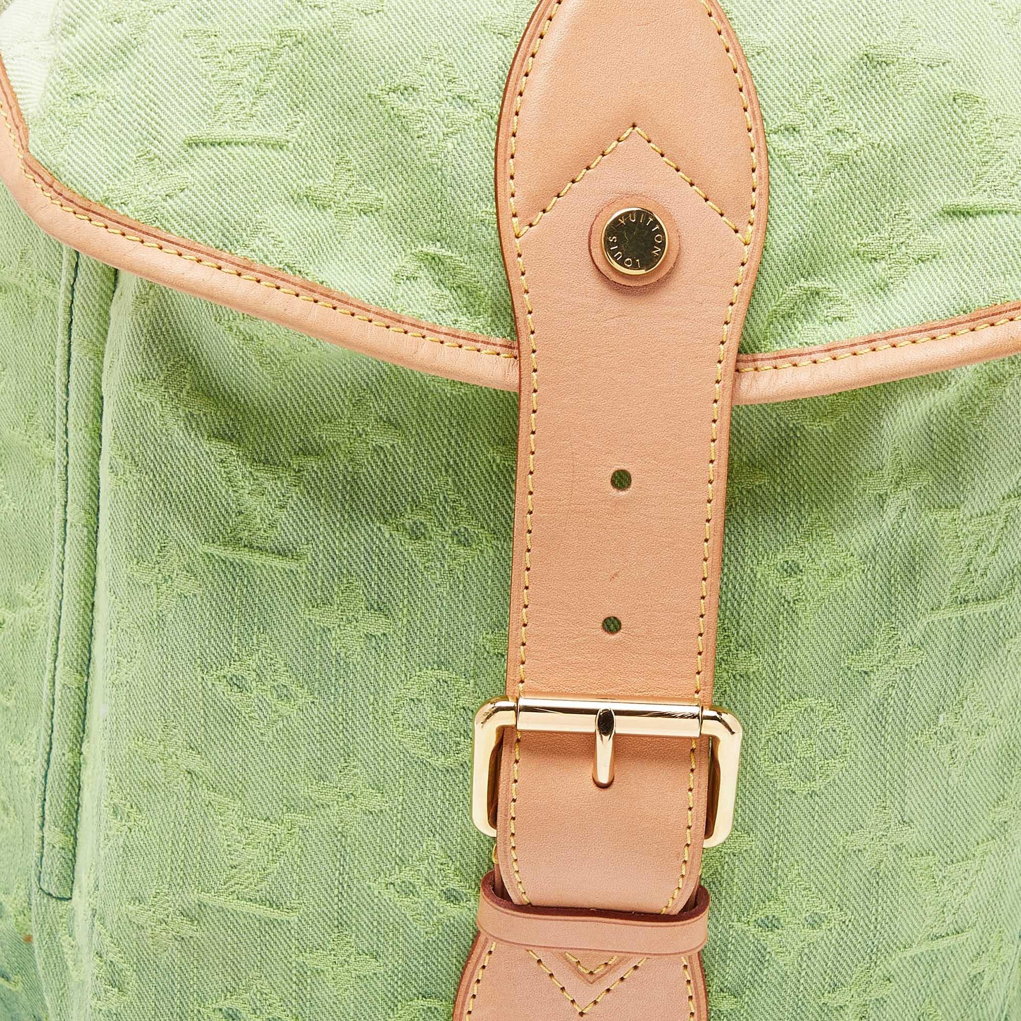 Louis Vuitton Vert Ombre Monogram Denim Sunburst Limited Edition PM Bag For Sale 7