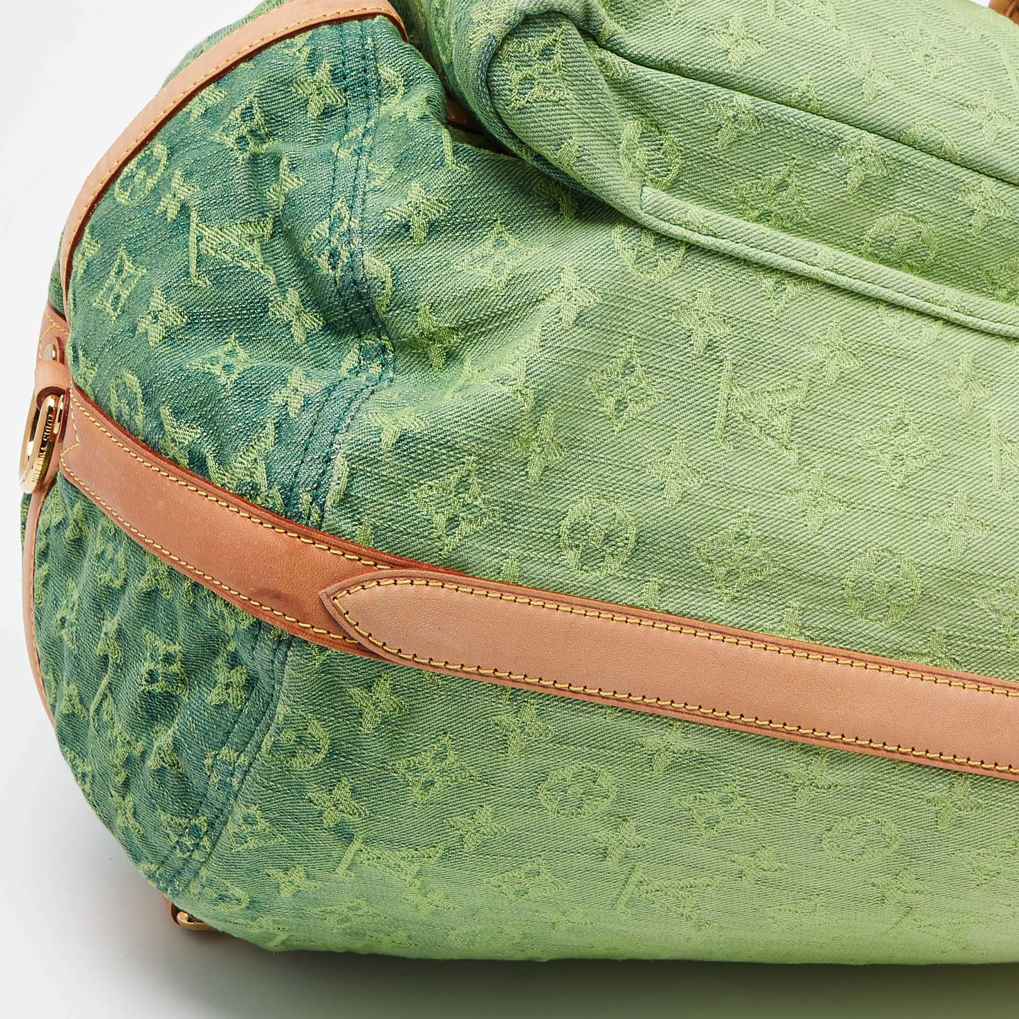 Louis Vuitton Vert Ombre Monogram Denim Sunburst Limited Edition PM Bag For Sale 1