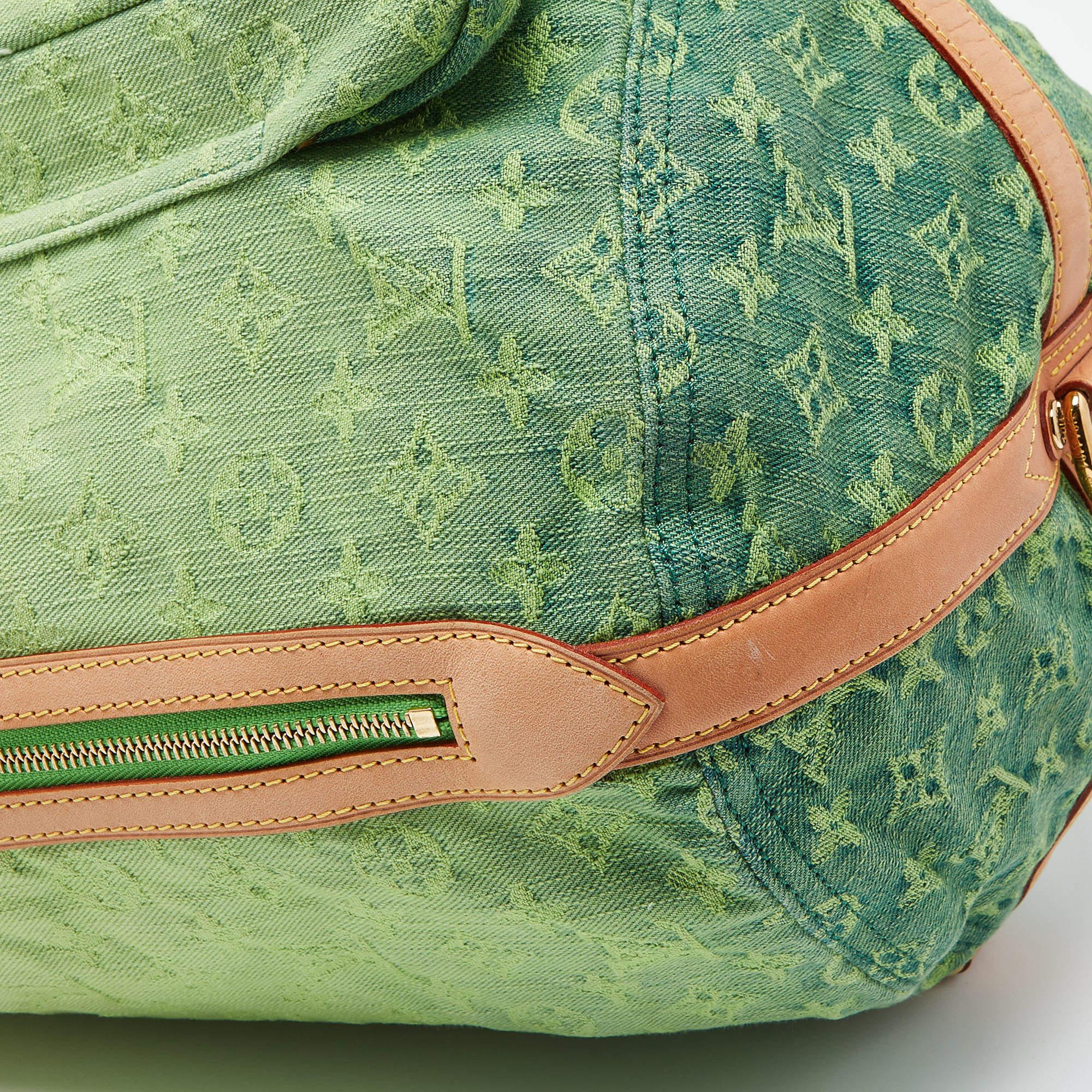 Louis Vuitton Vert Ombre Monogram Denim Sunburst Limited Edition PM Bag For Sale 2