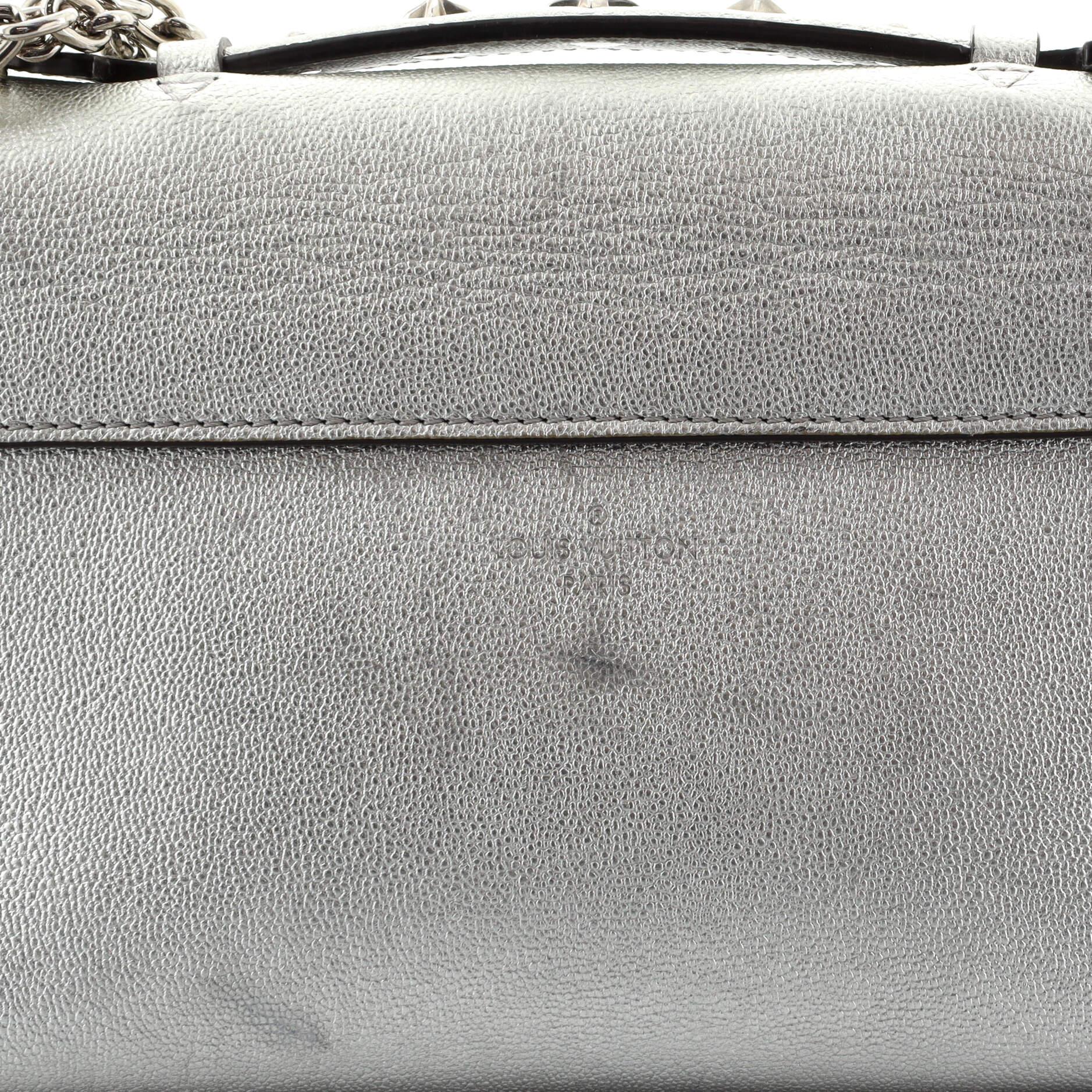 Sehr Kette Tasche von Louis Vuitton Peitschenstich-Leder 4