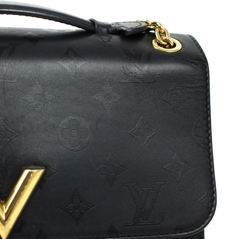 Louis Vuitton, Very Chain in black leather For Sale 9