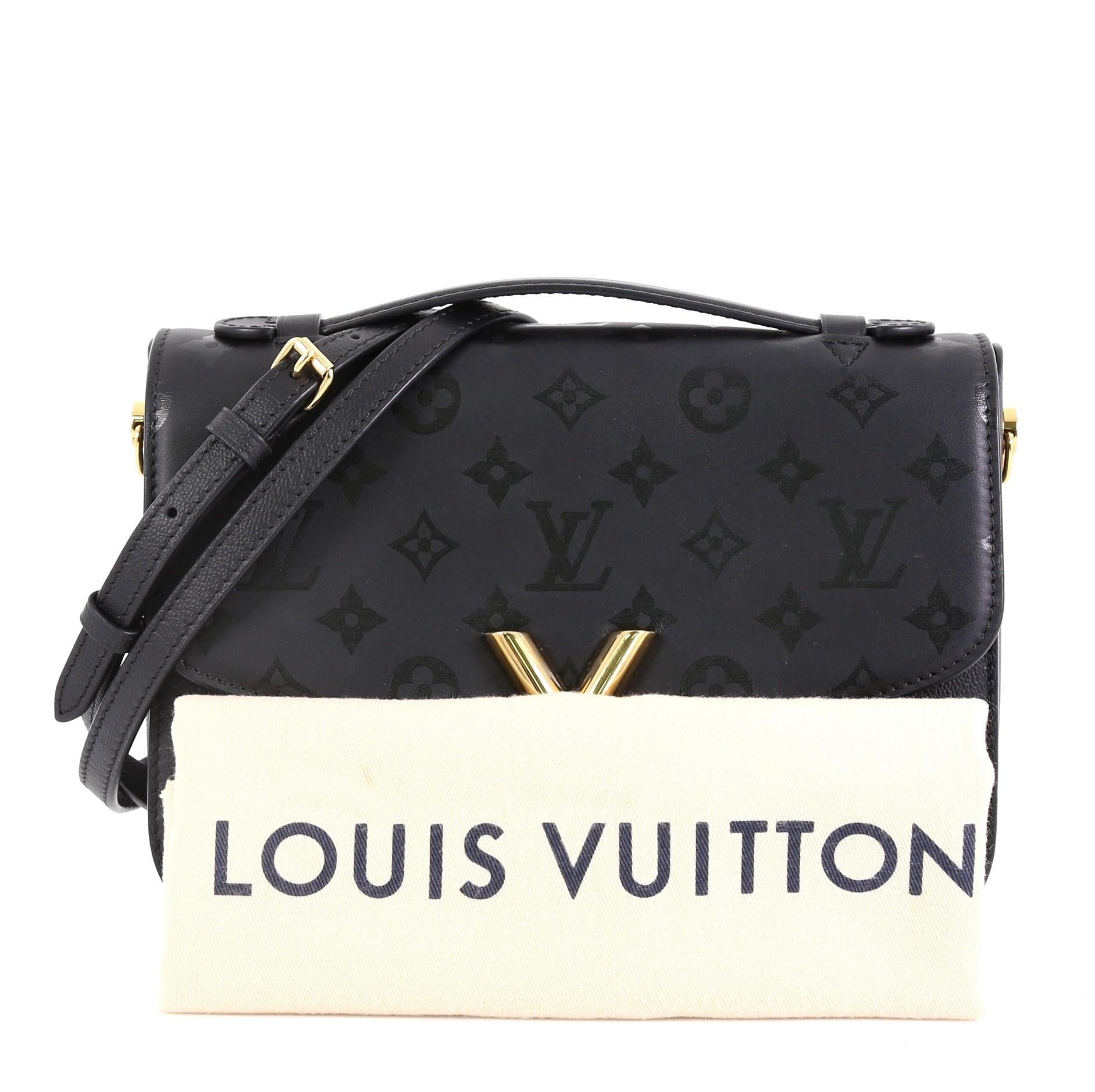 This Louis Vuitton Very Messenger Monogram Leather, crafted in black monogram leather, features a leather top handle, V metal logo at front flap and gold-tone hardware. Its clasp closure opens to a black microfiber interior with slip pocket.