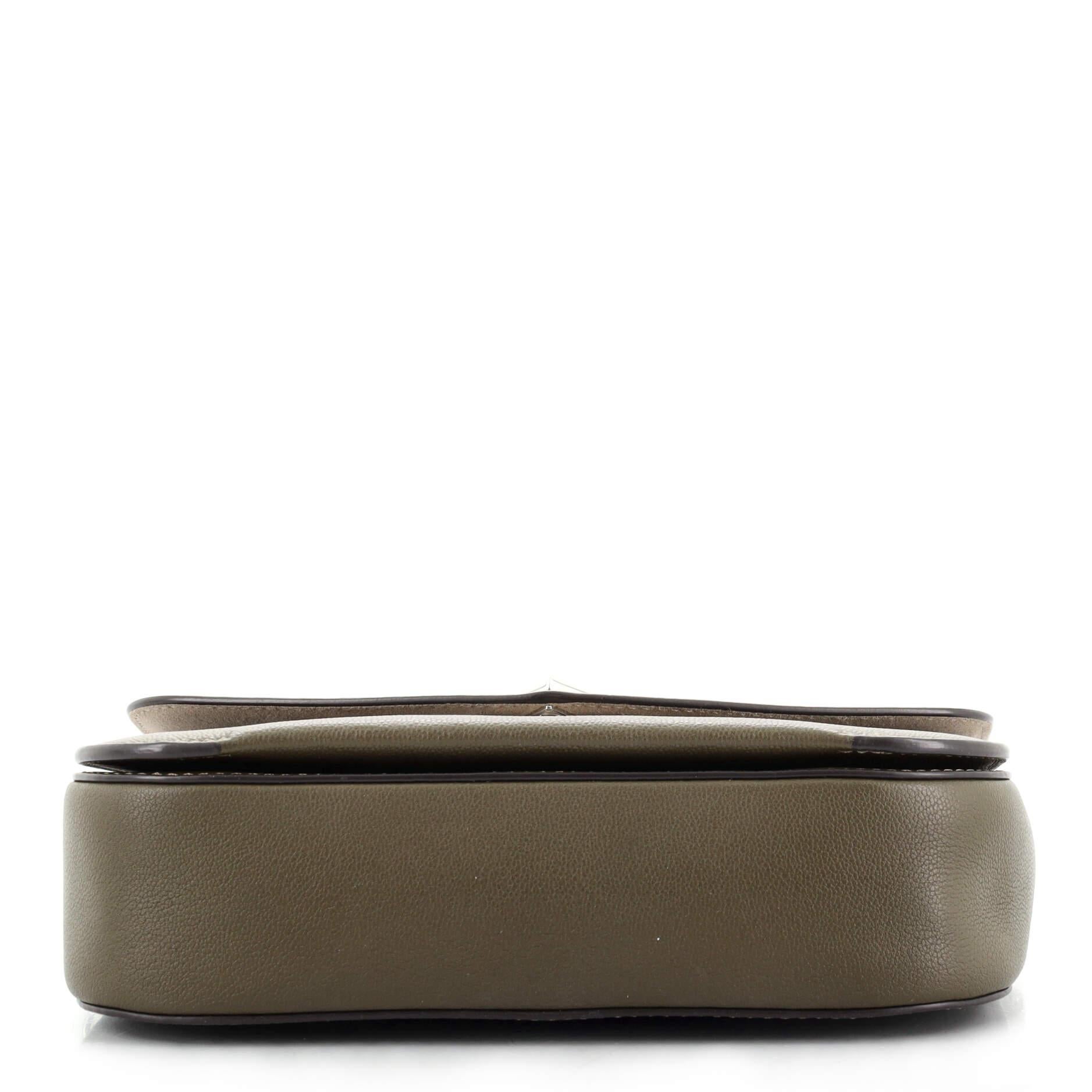 Sehr Messenger Monogramm-Leder von Louis Vuitton im Zustand „Gut“ in NY, NY