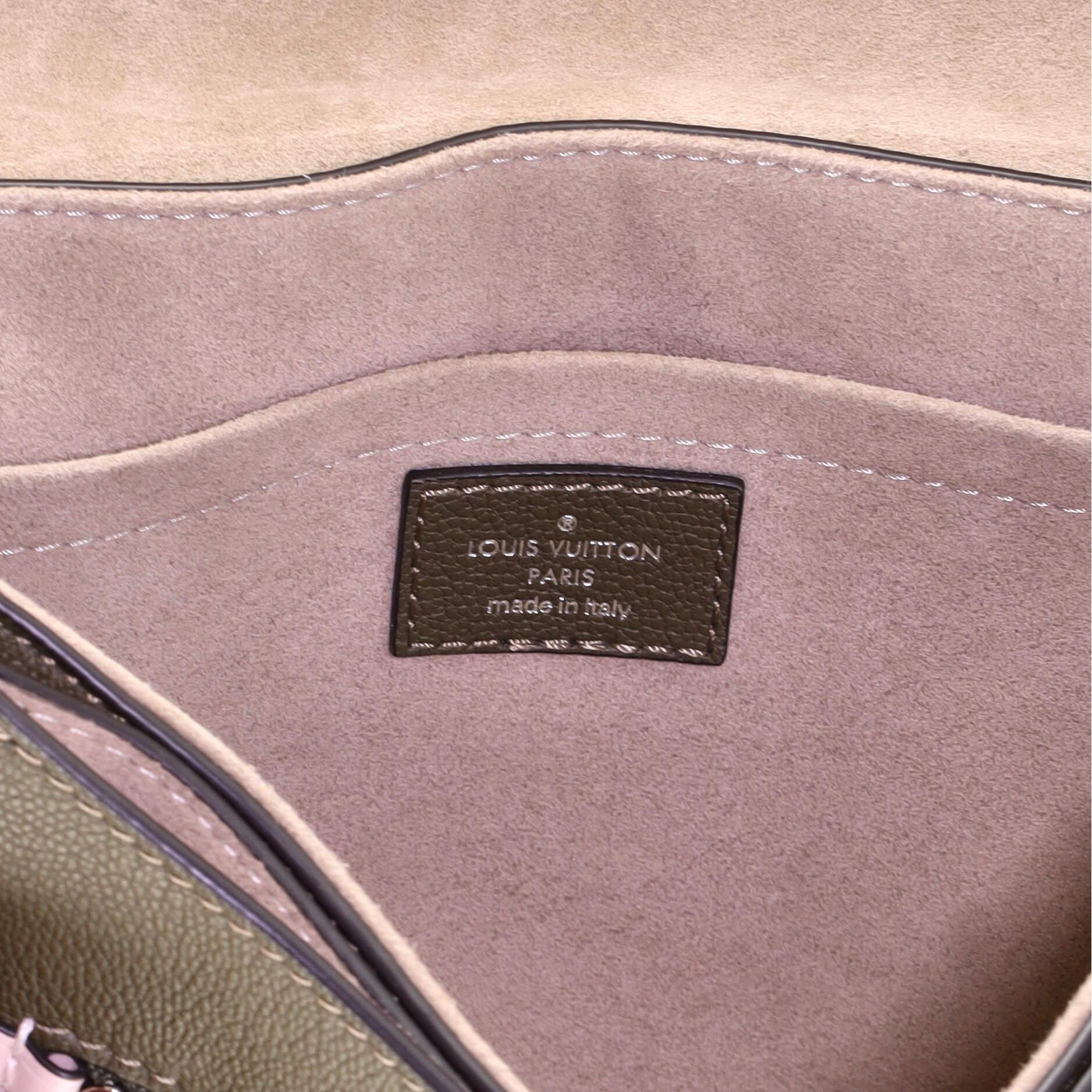 Women's or Men's Louis Vuitton Very Messenger Monogram Leather