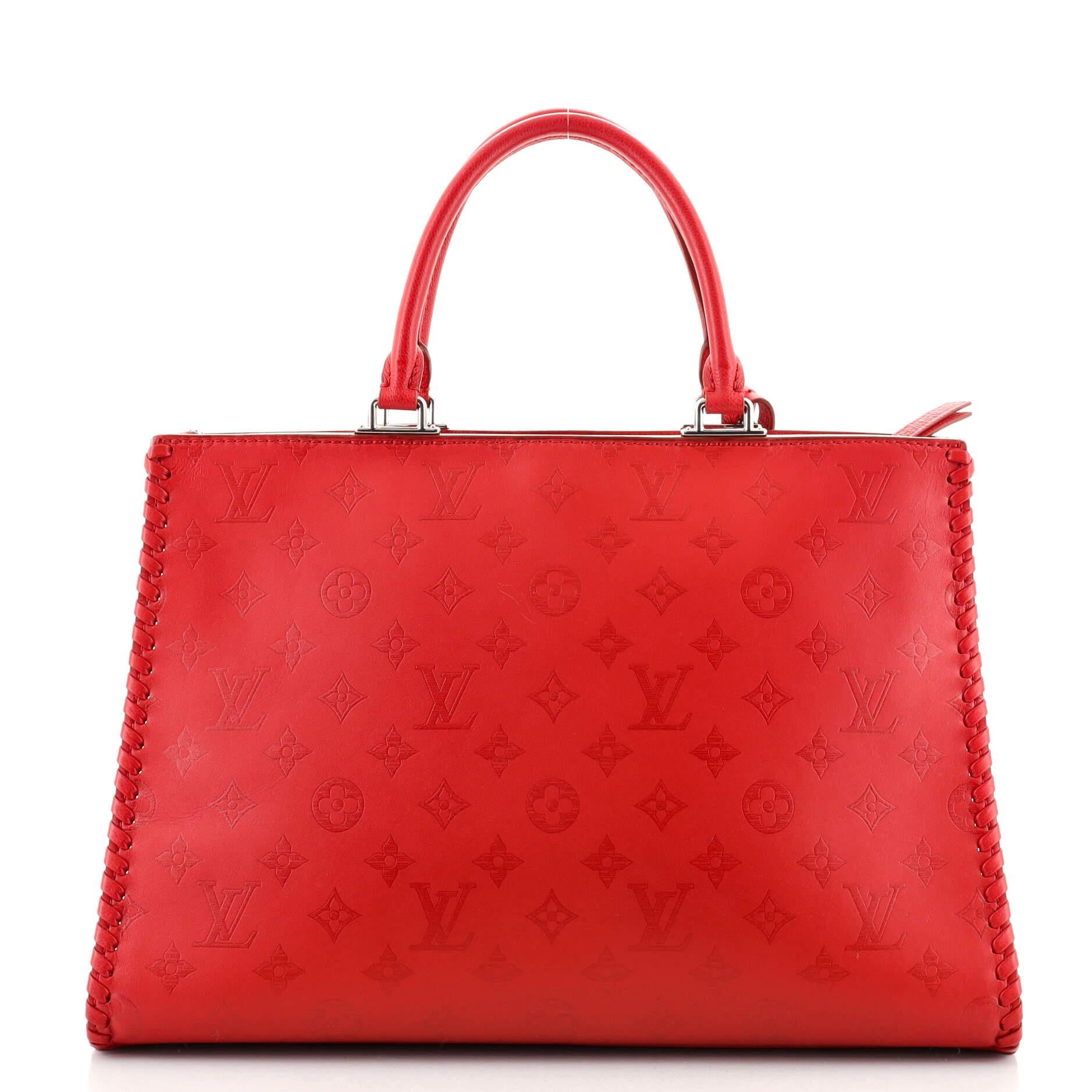Tote mit sehr Reißverschluss von Louis Vuitton aus Leder mit Monogramm (Rot)
