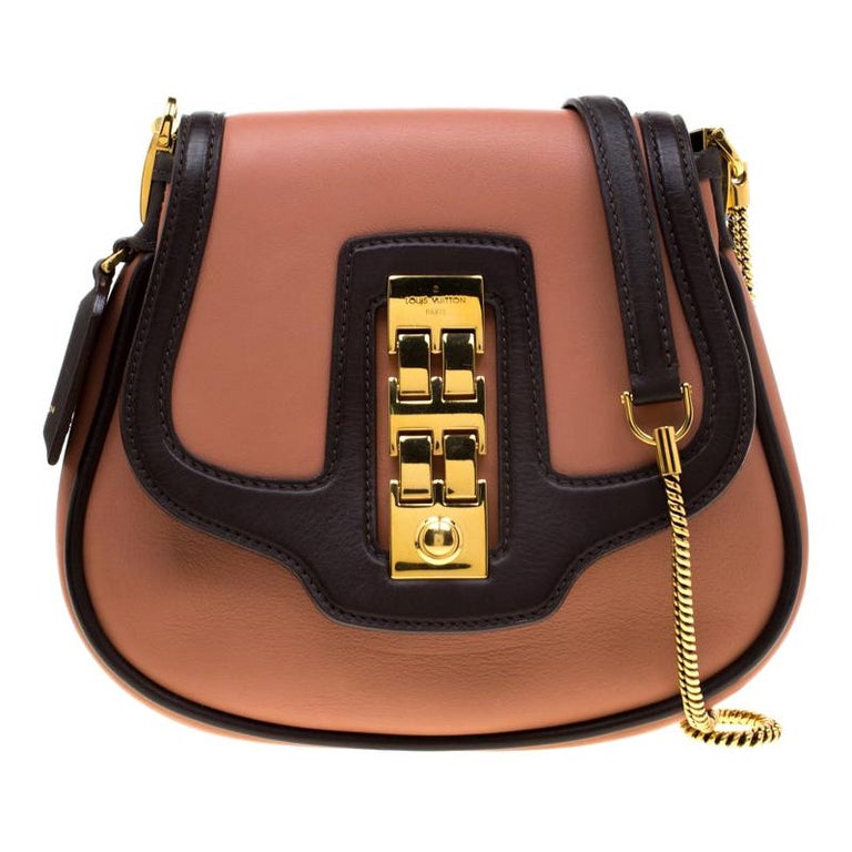 Louis Vuitton Vieux Rose Leather Trapezio Art Deco Shoulder Bag For ...