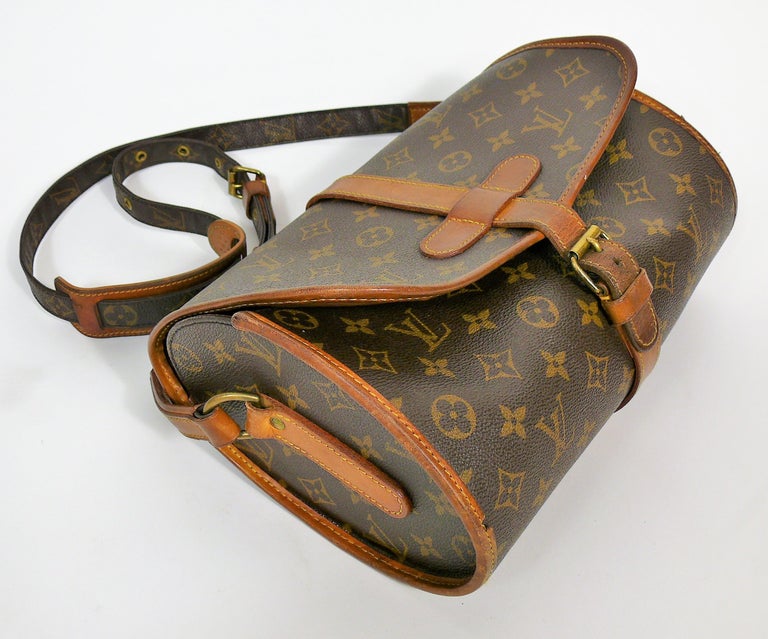 Louis Vuitton Vintage 1990 Monogram Canvas Marne Bag at 1stDibs louis