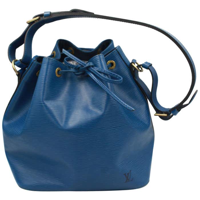 Louis Vuitton Vintage 1995 Blue Epi Leather Noe Bag For Sale at 1stDibs ...