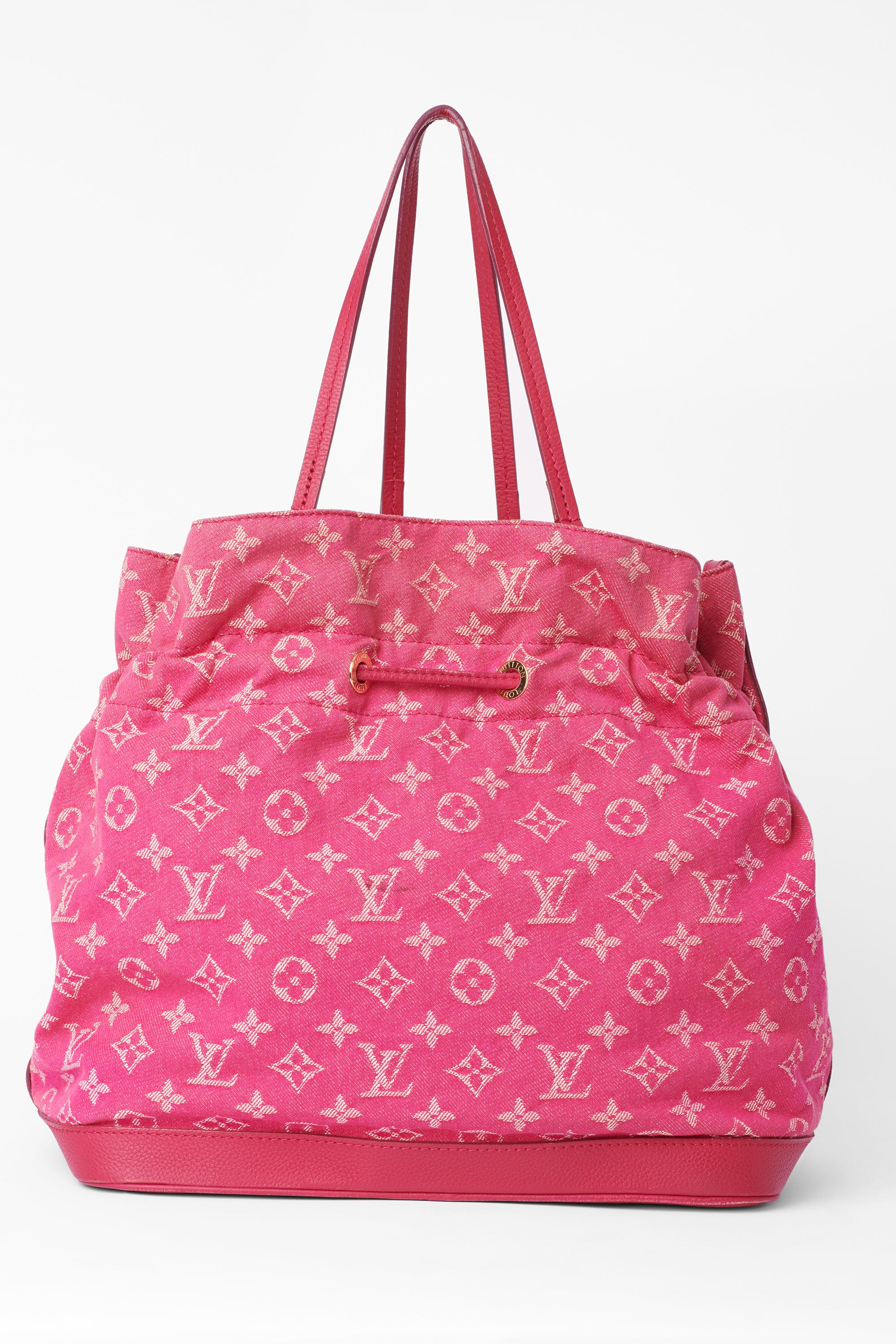 Louis Vuitton Vintage 2000's Pink Denim Monogram Bucket Bag For Sale 5
