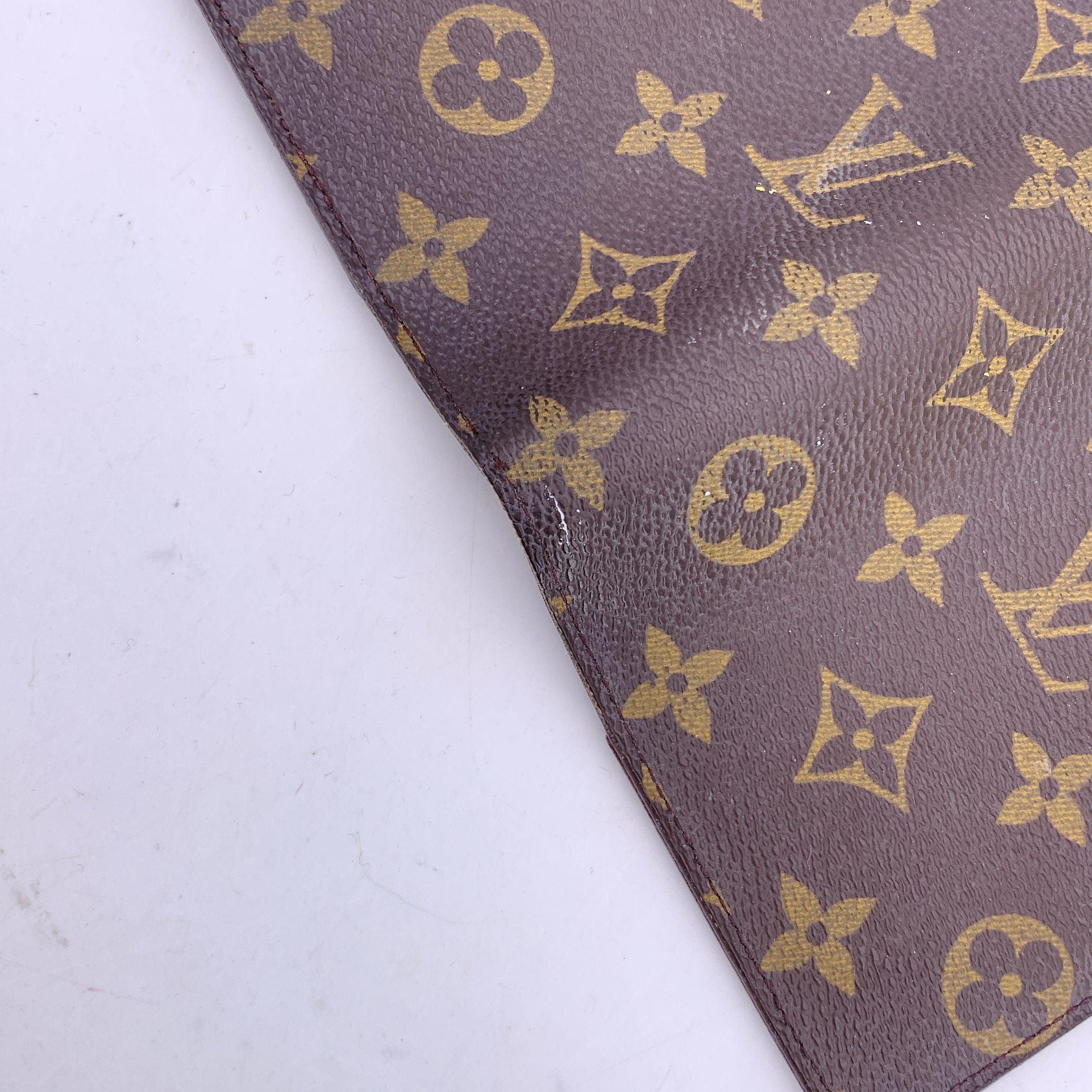 Louis Vuitton Vintage Agenda Cover PM 6 Ring in Monogram Canvas In Good Condition For Sale In Rome, Rome