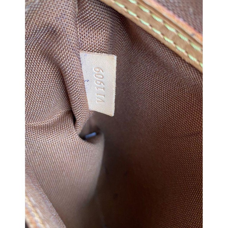 Louis Vuitton, Vintage Alma in brown canvas 1