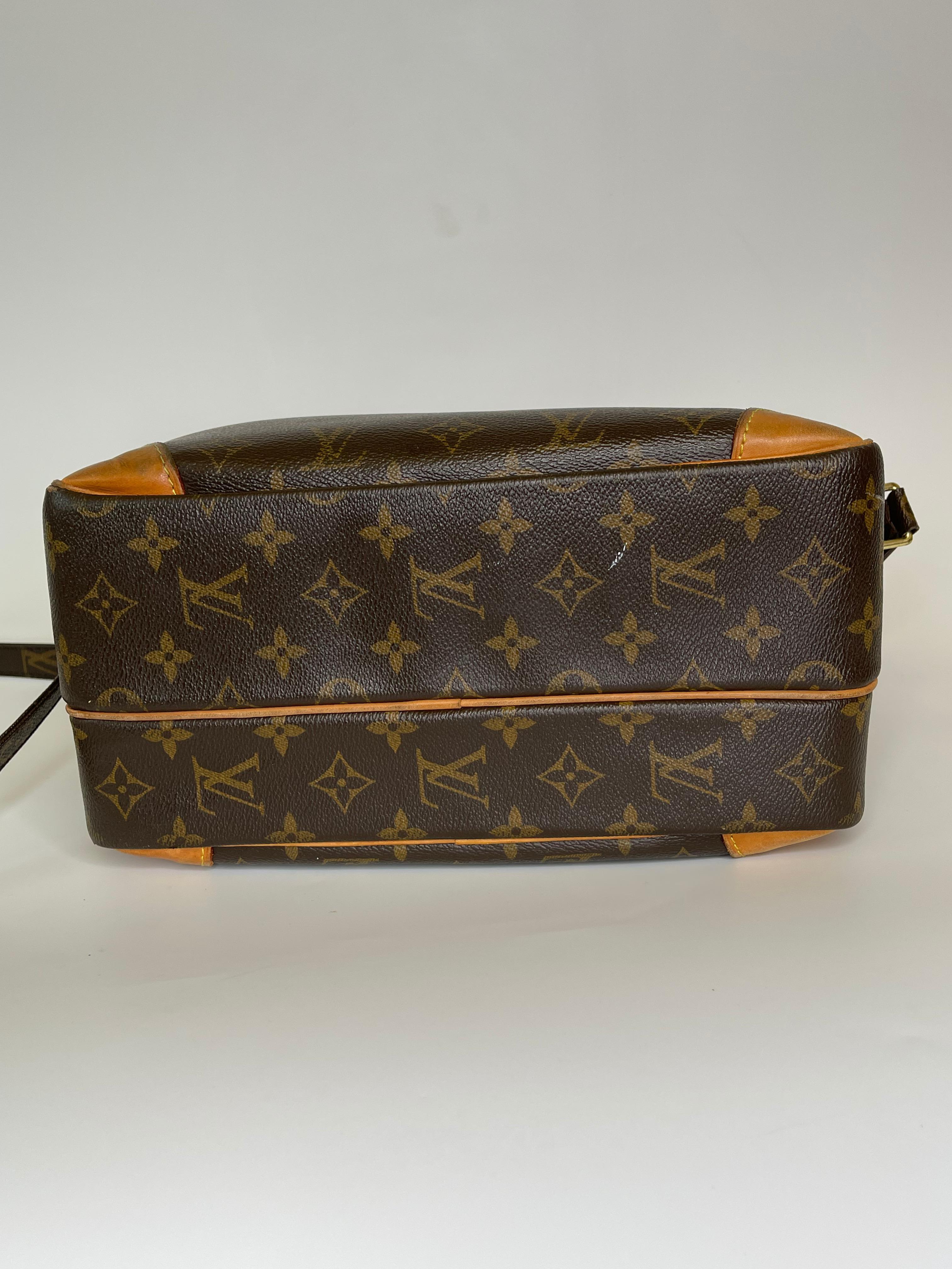  Louis Vuitton Vintage Authentic Monogram Shoulder Bag Nile MM 2012 2