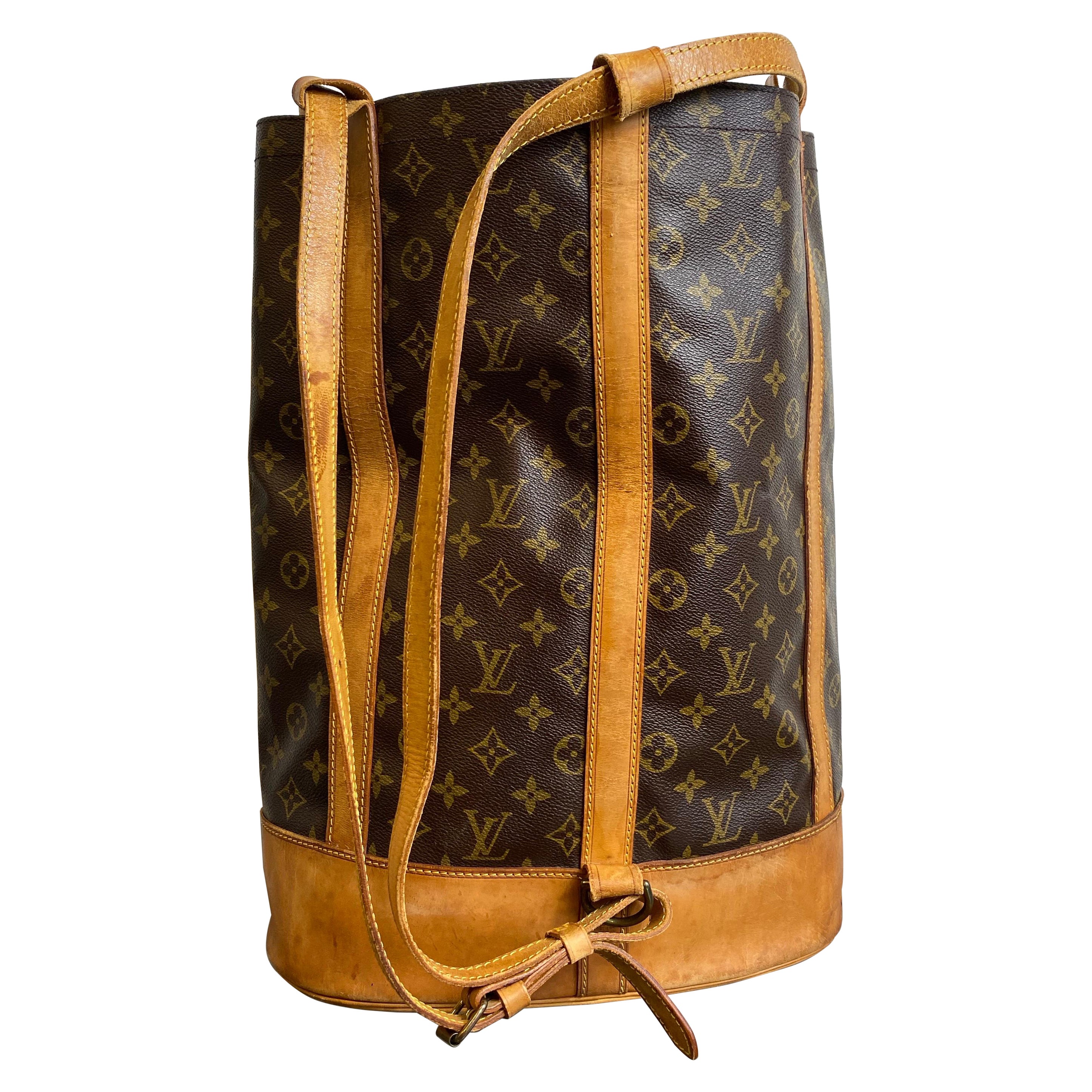 Sac vintage Louis Vuitton modèle Randonnee GM en vente