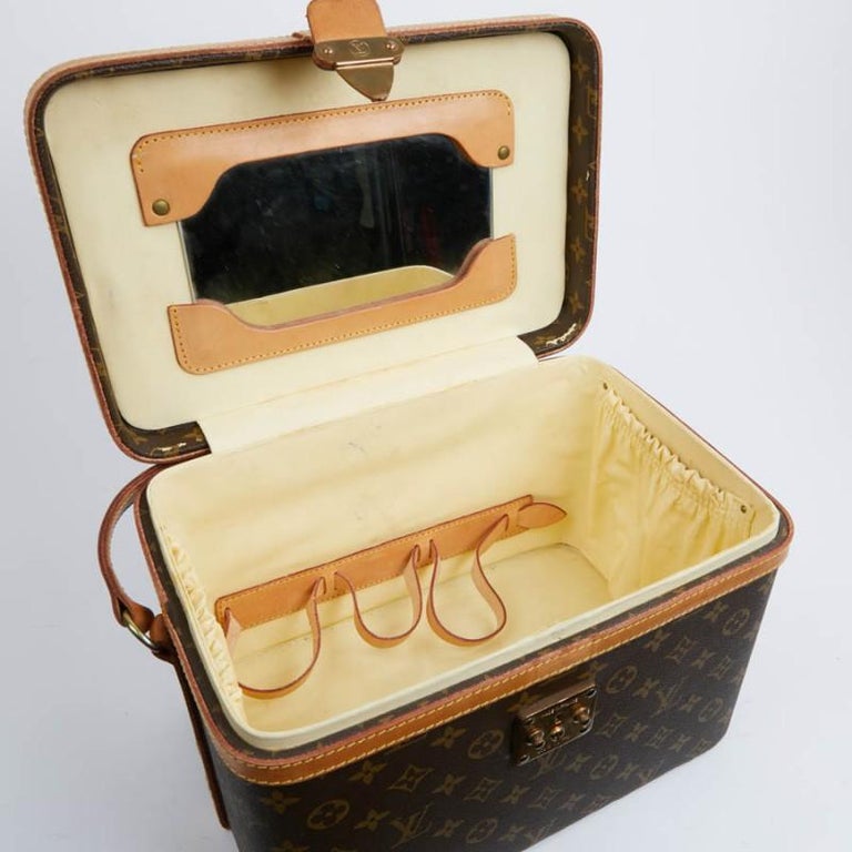 LOUIS VUITTON Vintage Beauty Case In Brown Canvas at 1stDibs