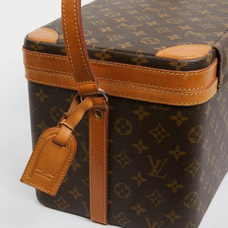 LOUIS VUITTON Vintage Beauty Case In Brown Canvas at 1stDibs