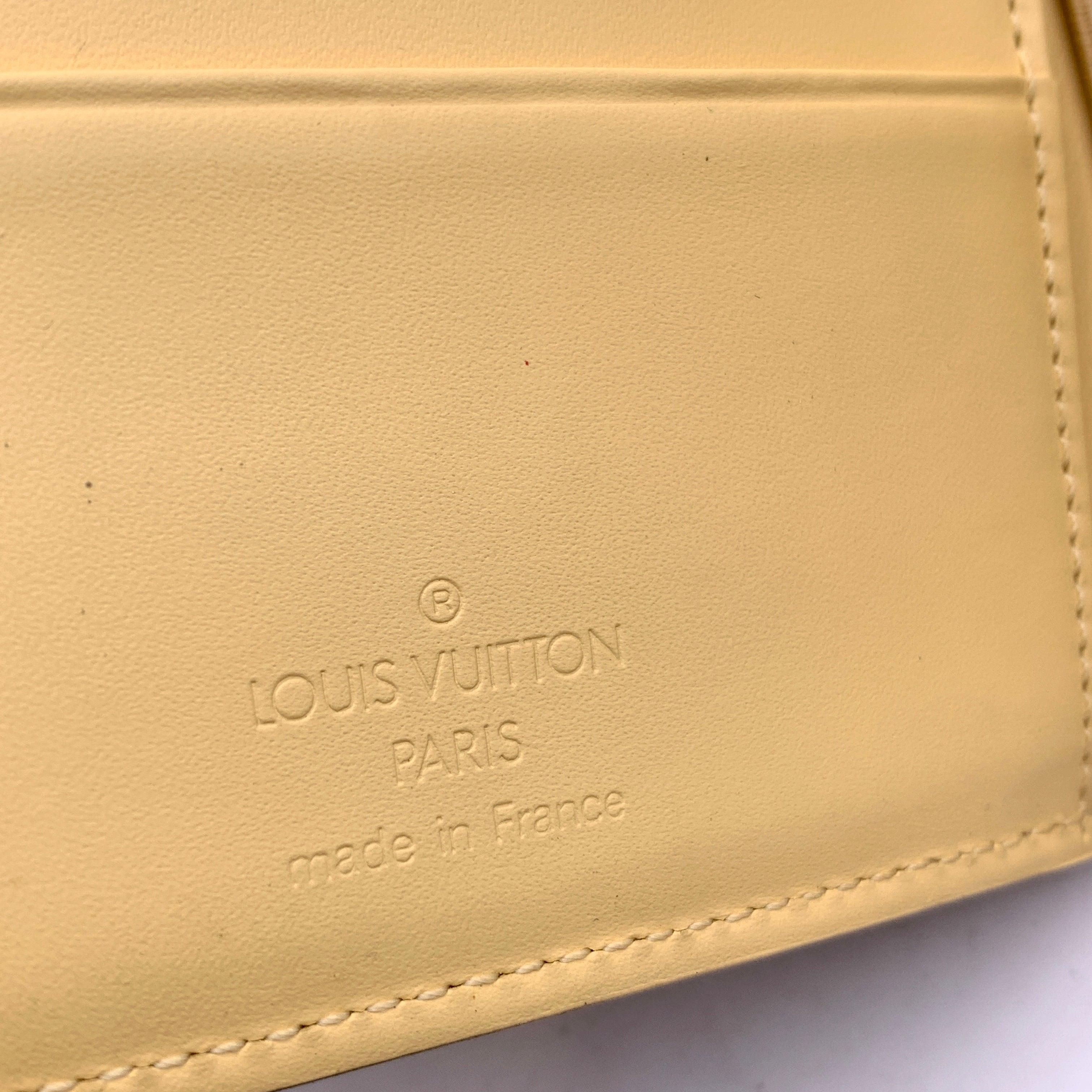 Louis Vuitton Vintage Beige Vanilla Epi Leather Elastic Trifold Wallet For Sale 3