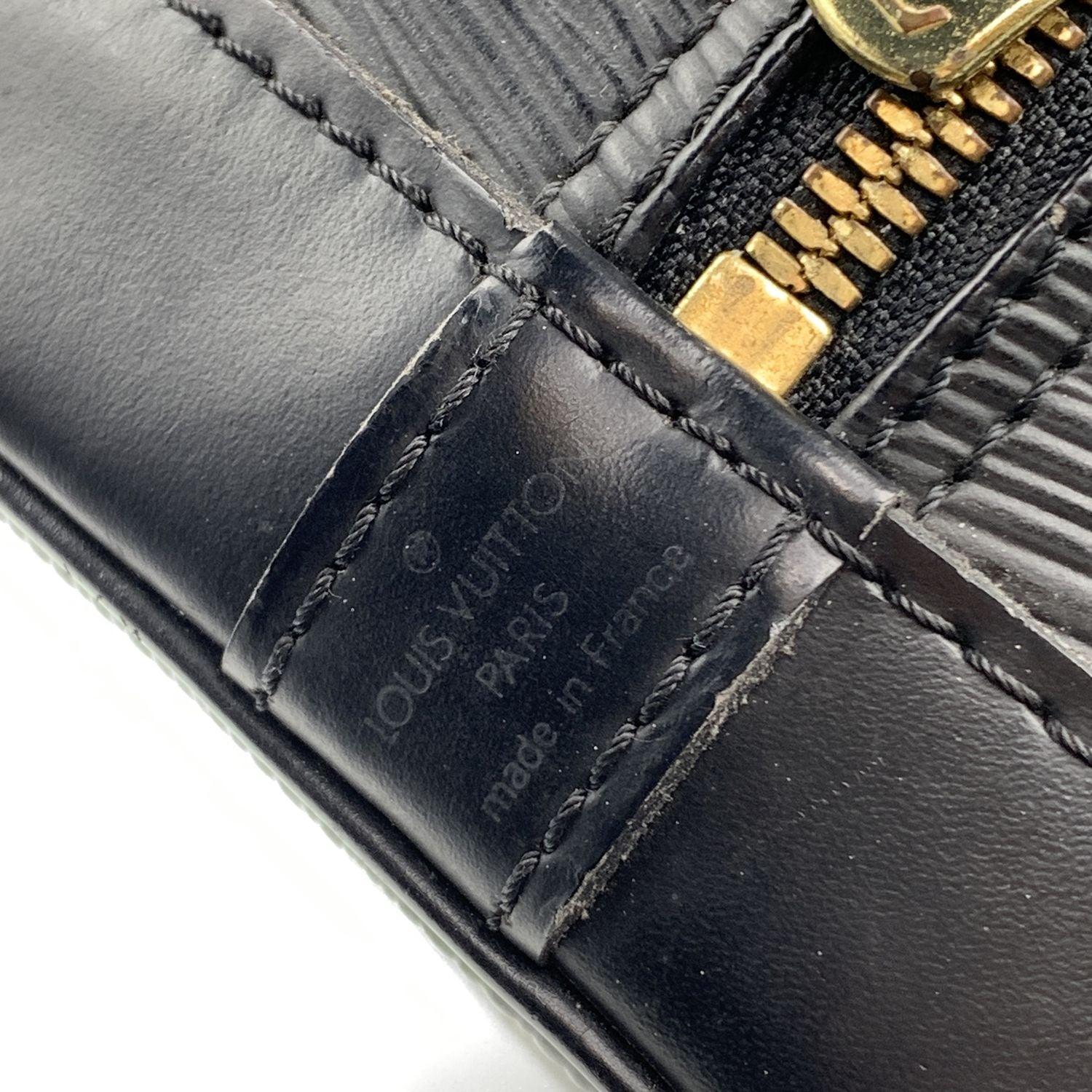 Louis Vuitton Vintage Black Epi Leather Alma Satchel Top Handle Bag For Sale 1