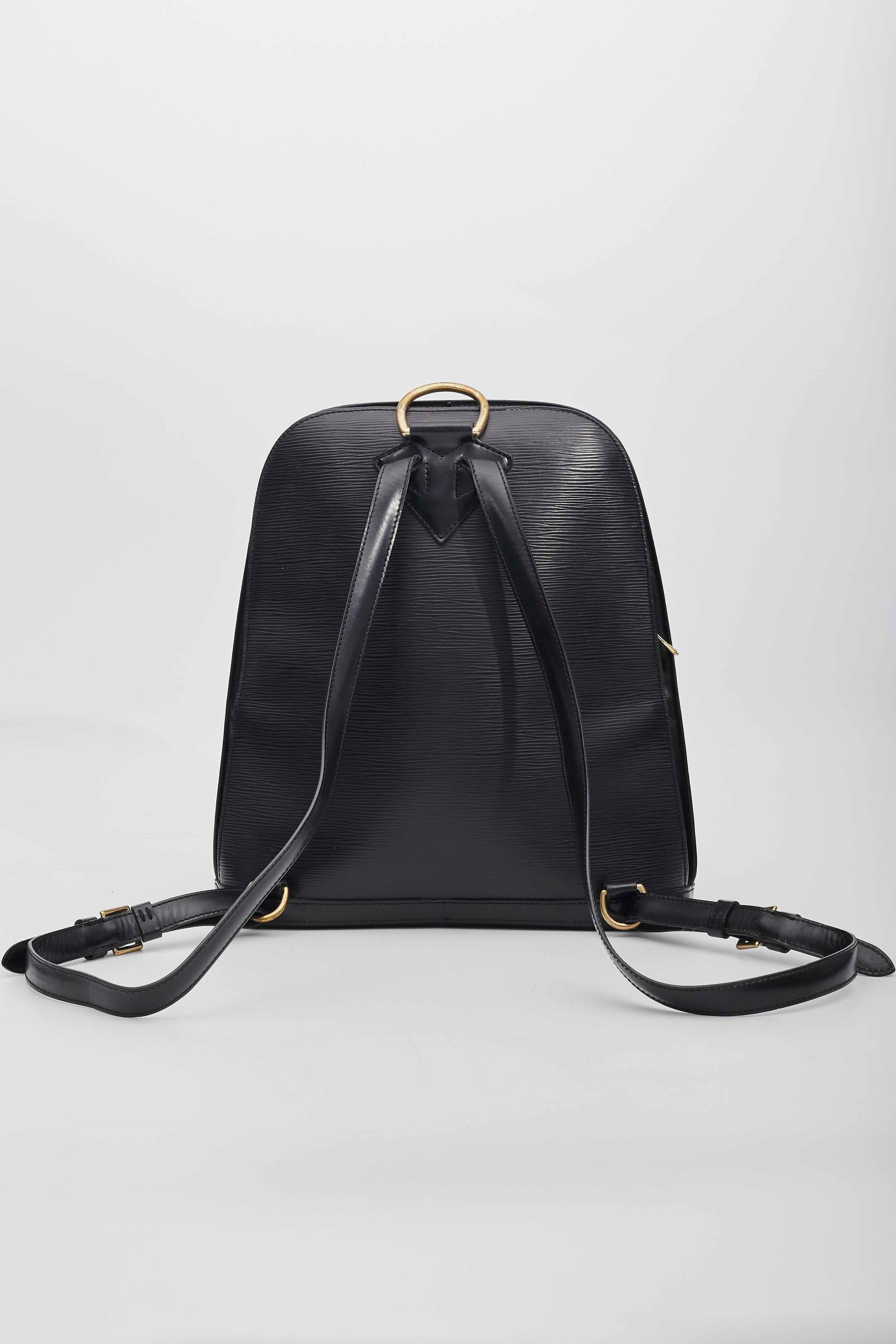 Louis Vuitton Vintage Black Epi Leather Gobelins Backpack In Good Condition In Montreal, Quebec