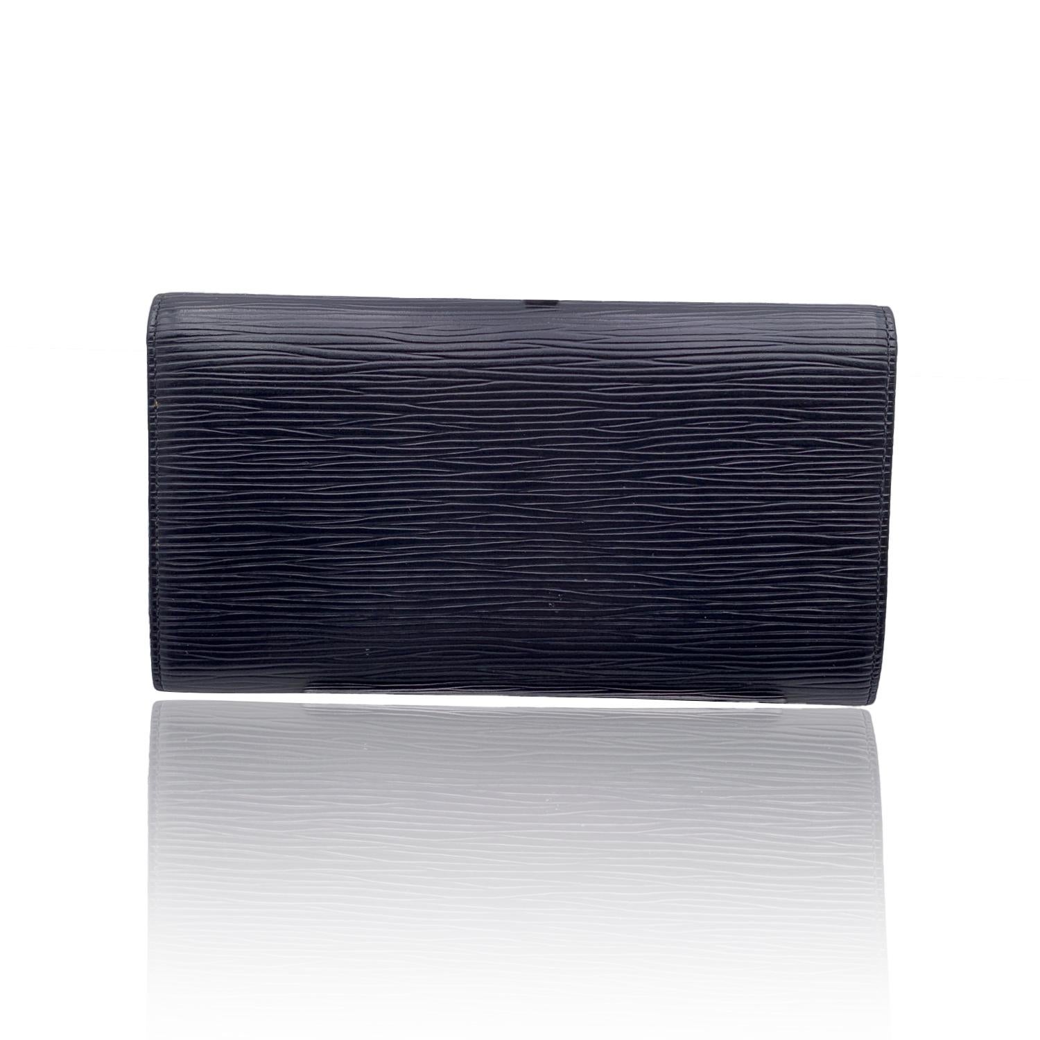 Louis Vuitton - Authenticated Wallet - Leather Black Plain for Women, Good Condition