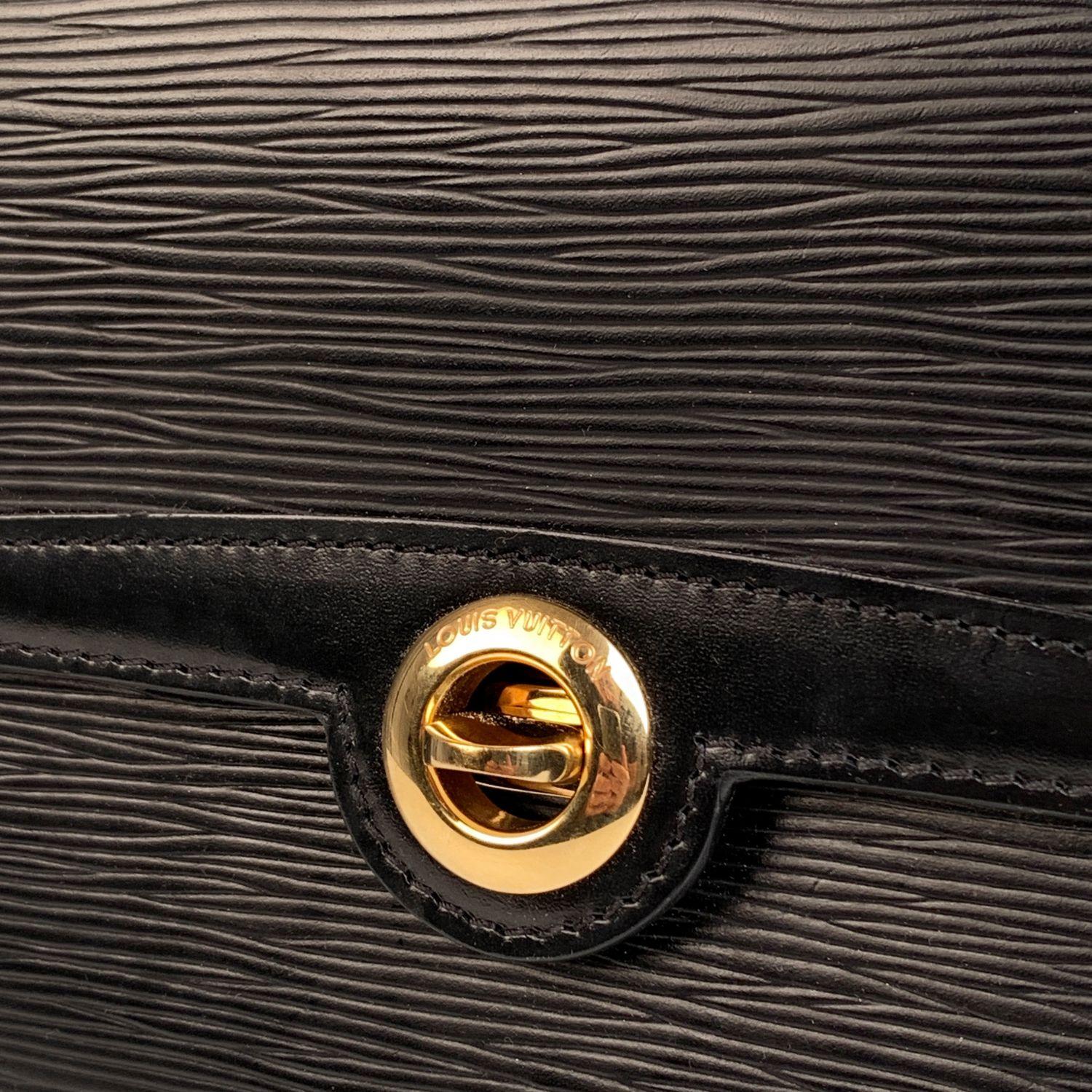 louis vuitton pochette arche