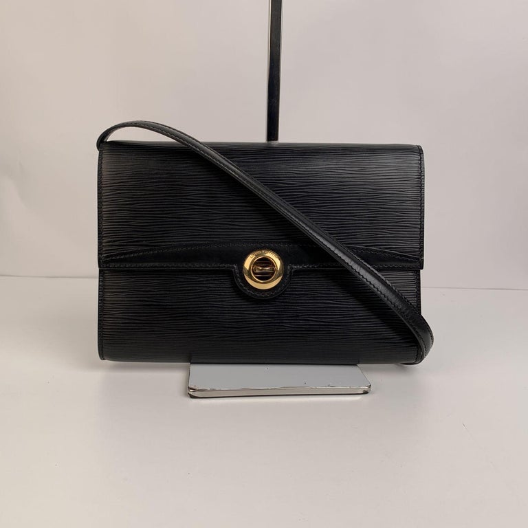 Vintage Louis Vuitton Purse Black Epi Leather 2 Zip Pochette