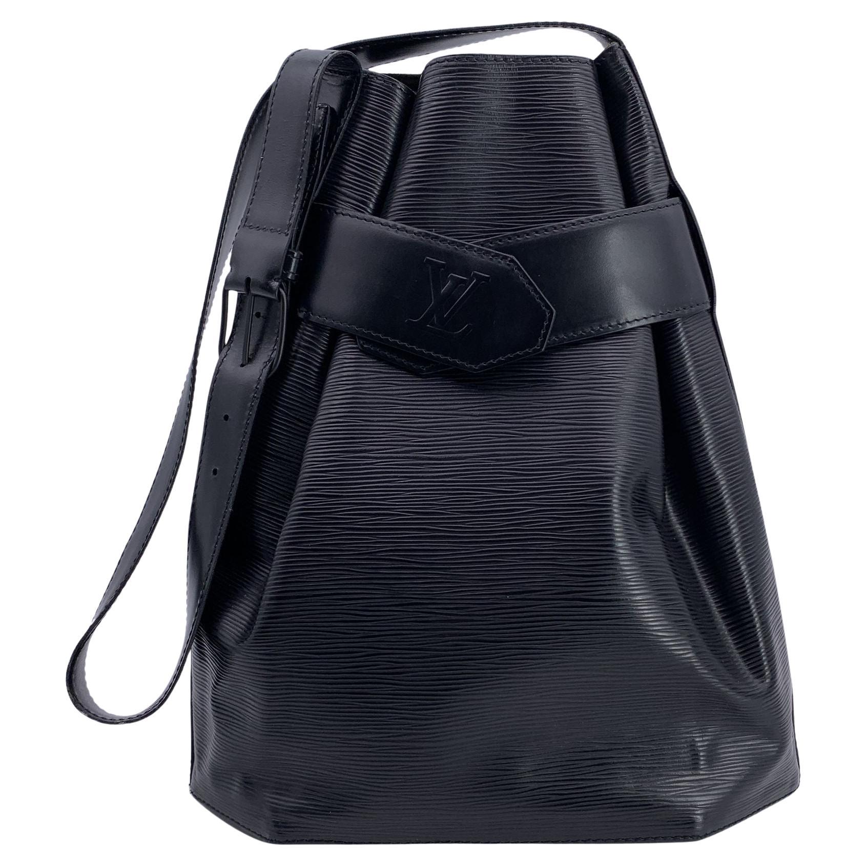 Louis Vuitton Vintage Black Epi Leather Sac d'Epaule Bucket Bag For Sale
