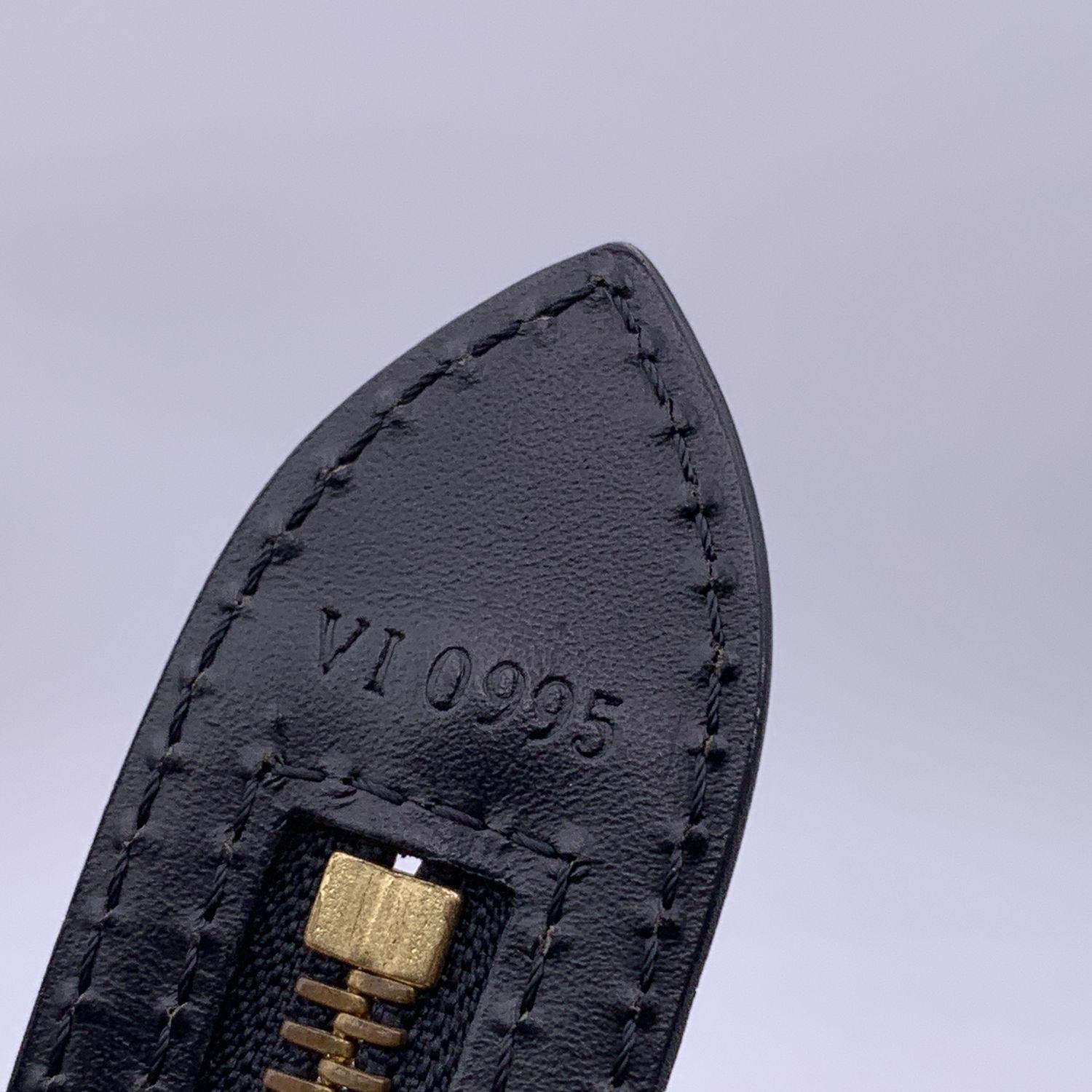 Louis Vuitton Vintage Black Epi Leather Saint Jacques PM Bag M52272 3