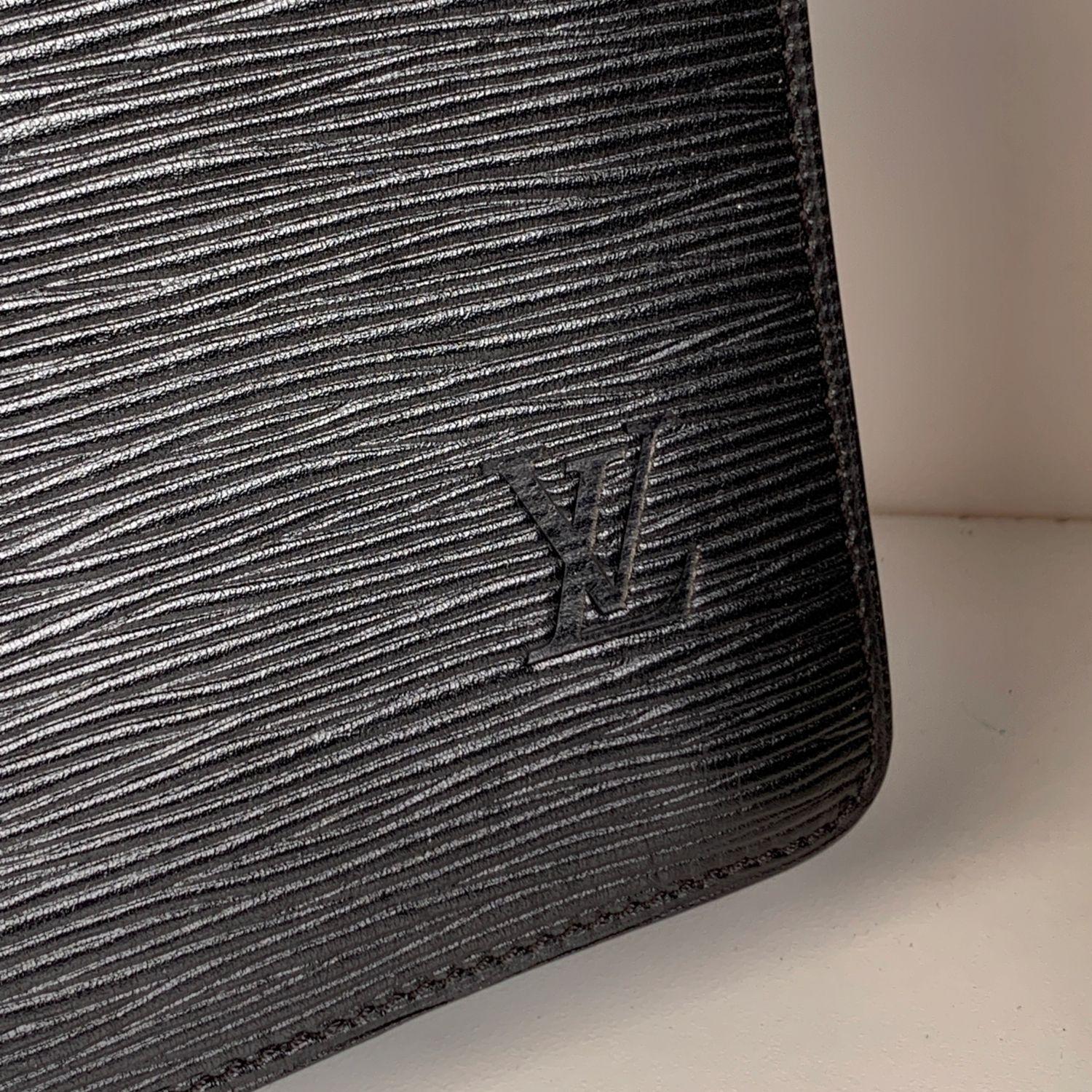 Louis Vuitton Vintage Black Epi Leather Senateur Portfolio Briefcase In Good Condition In Rome, Rome