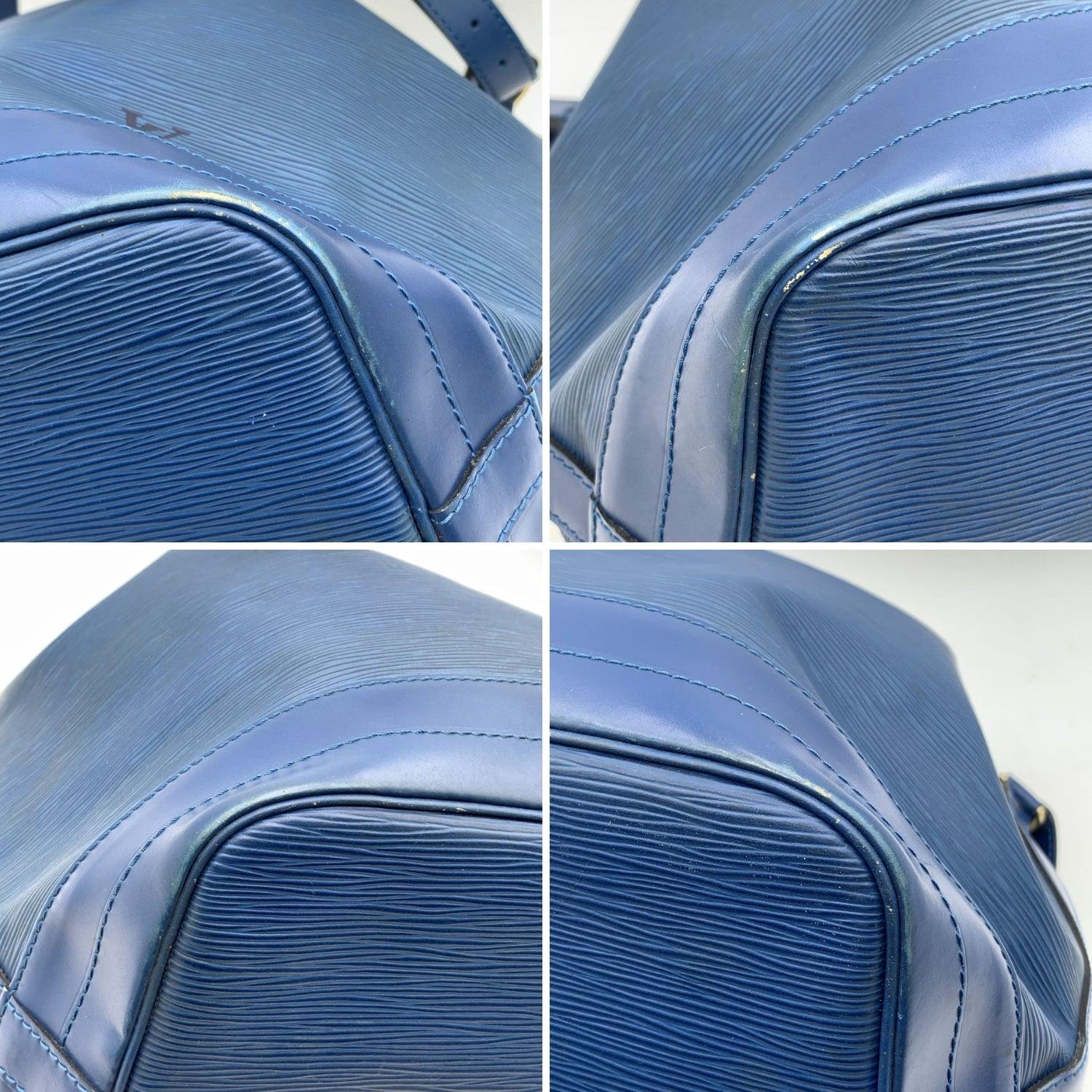 Louis Vuitton Vintage Blue Epi Leather Noe Noé Bucket Shoulder Bag For Sale 3