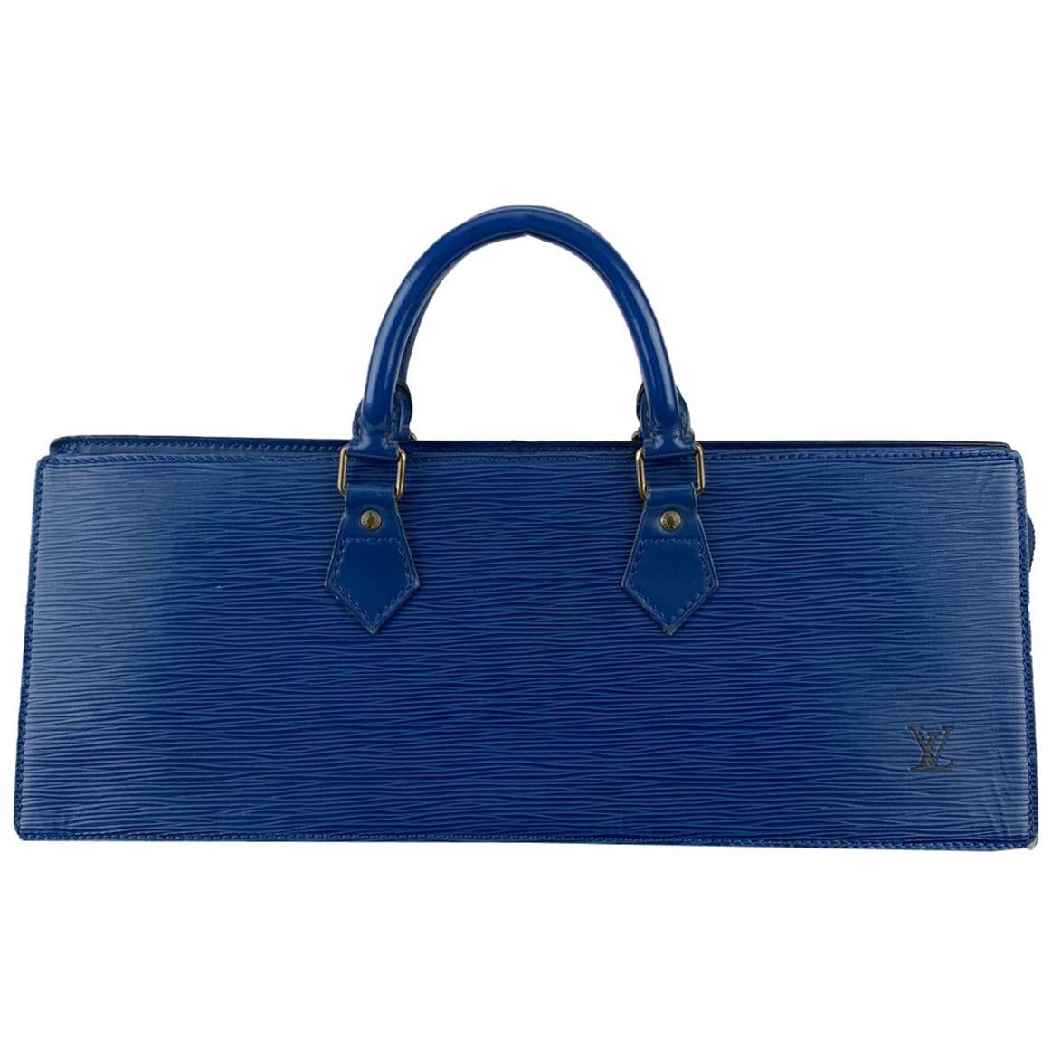 sac triangle louis vuitton