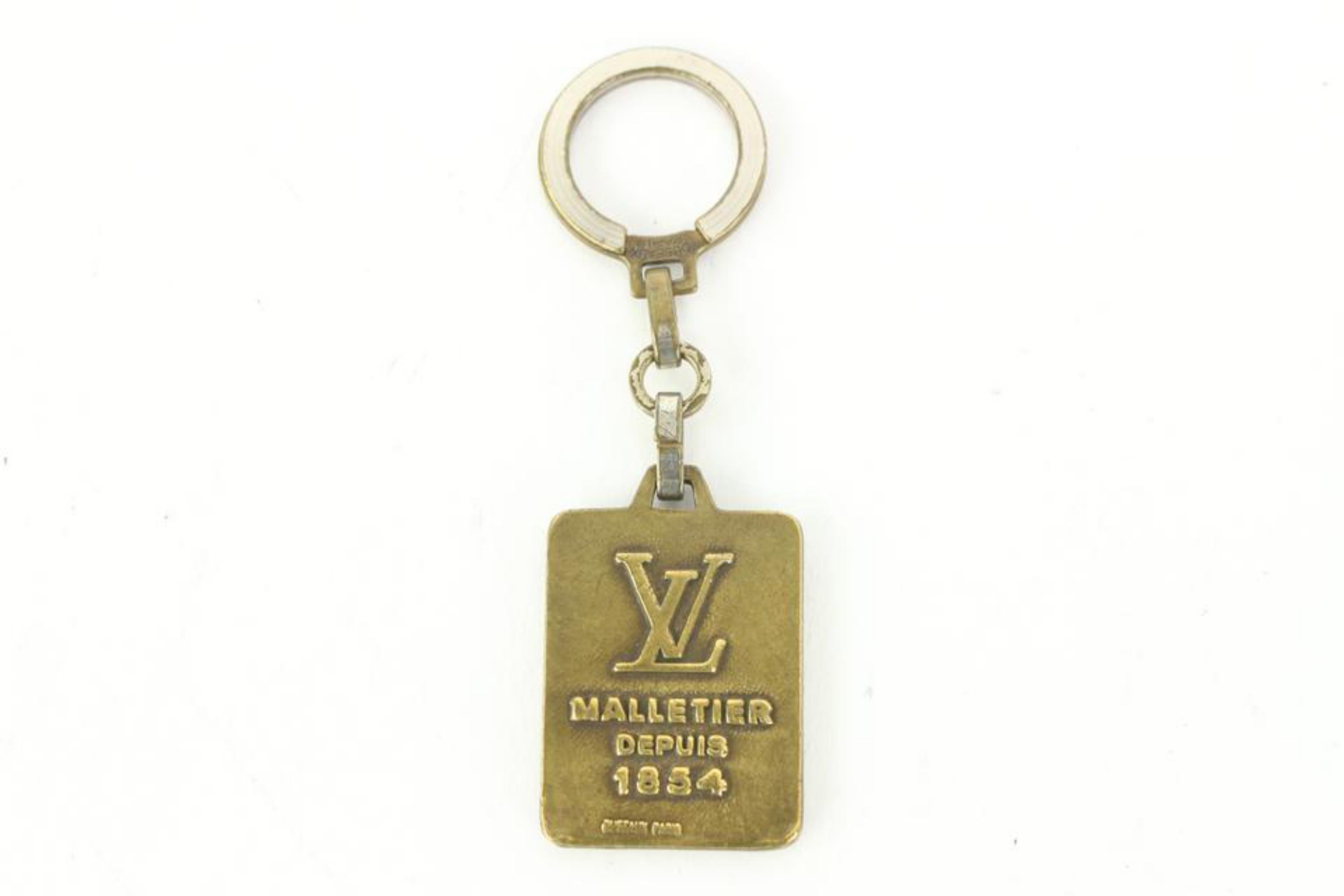 Louis Vuitton Vintage Brass Gaston V Keychain Bag Charm Pendant 81lz52s In Good Condition In Dix hills, NY