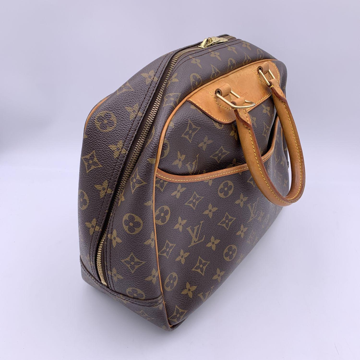 Louis Vuitton - Sac de voyage Deauville vintage en toile marron avec monogramme en vente 1