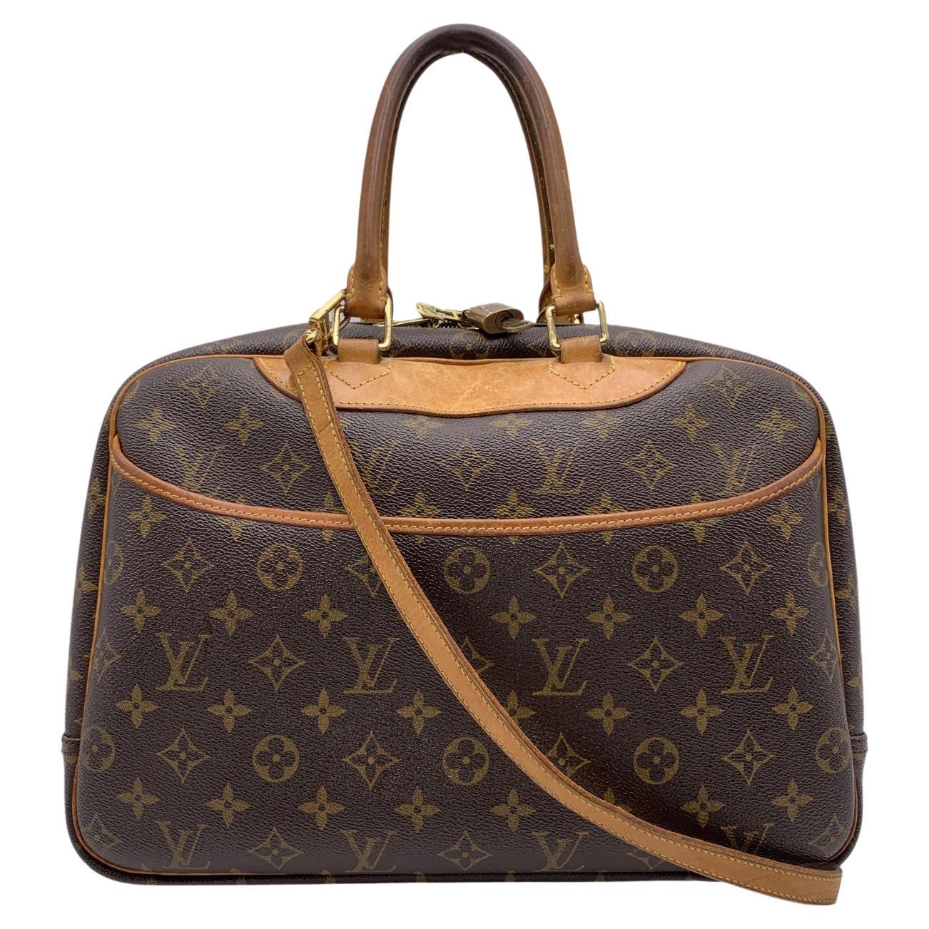 Vintage Louis Vuitton Shoulder Bags - 2,842 For Sale at 1stDibs 
