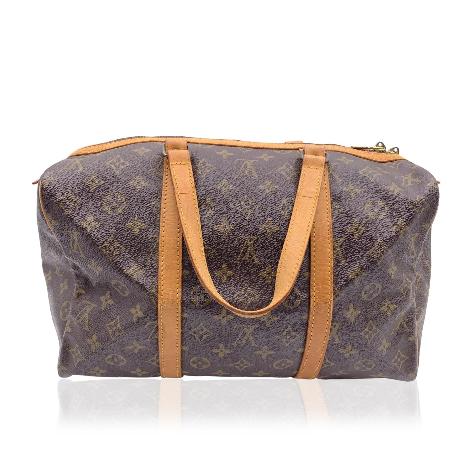 Louis Vuitton Vintage Brown Monogram Canvas Sac Souple 35 Bag In Good Condition In Rome, Rome