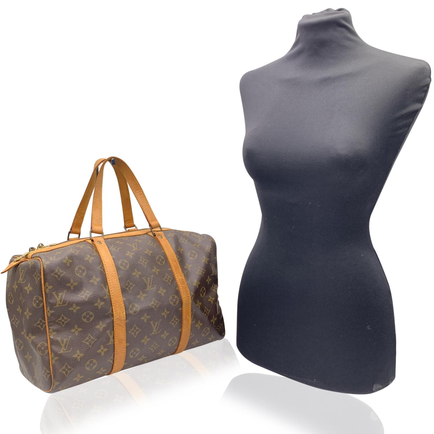 Women's or Men's Louis Vuitton Vintage Brown Monogram Canvas Sac Souple 35 Bag