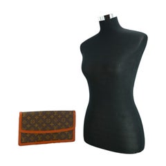 Louis Vuitton Vintage Brown Monogram Pochette Dame Bag