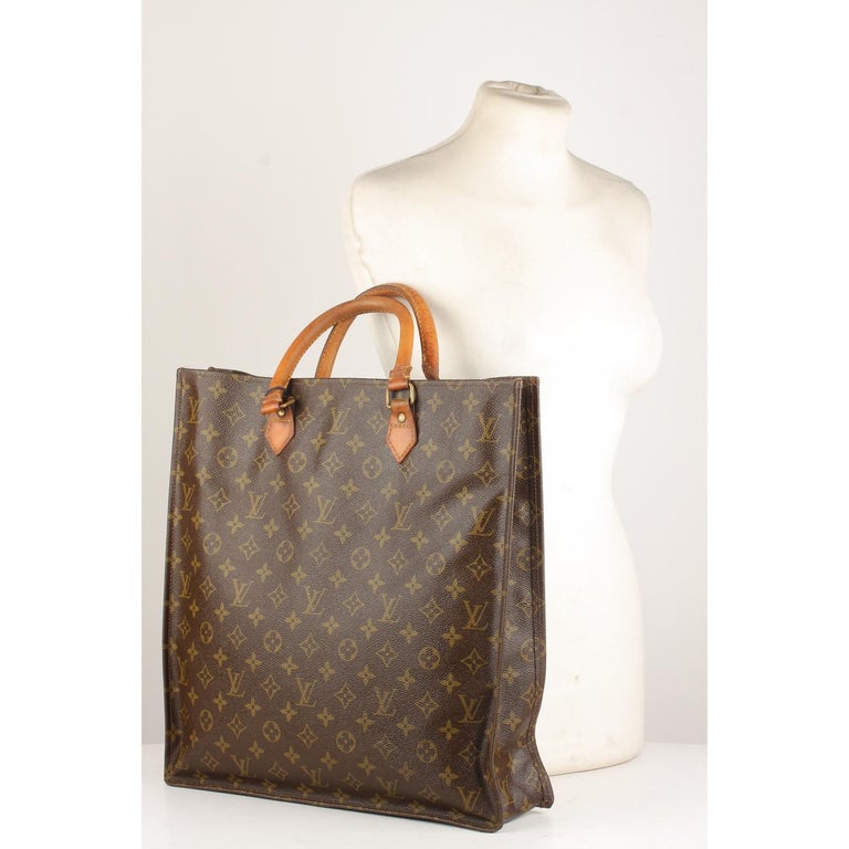 Louis Vuitton Vintage Brown Monogram Sac Plat GM Tote Bag Handbag For Sale at 1stdibs