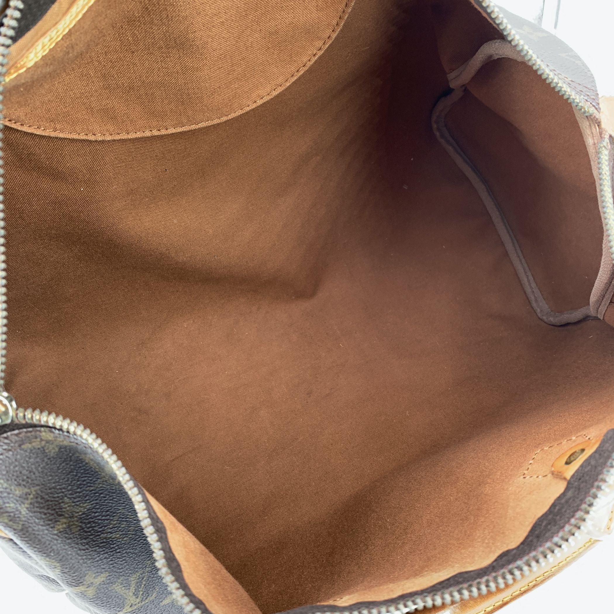 Louis Vuitton - Sac à main vintage en toile monogrammée Speedy 40 Unisexe en vente