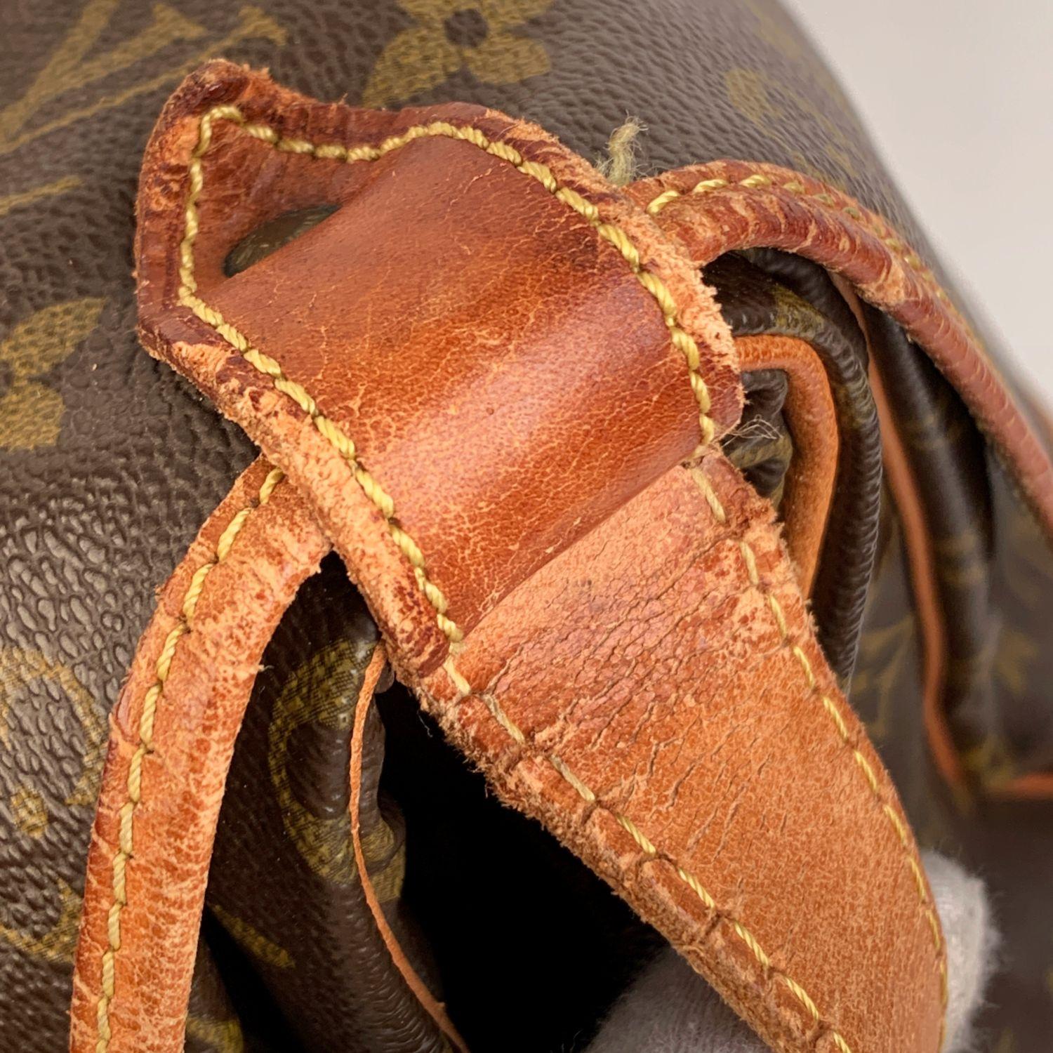 Louis Vuitton Vintage Canvas Saumur 40 Messenger Shoulder Bag 2