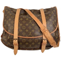 Louis Vuitton Vintage Canvas Saumur 40 Messenger Shoulder Bag