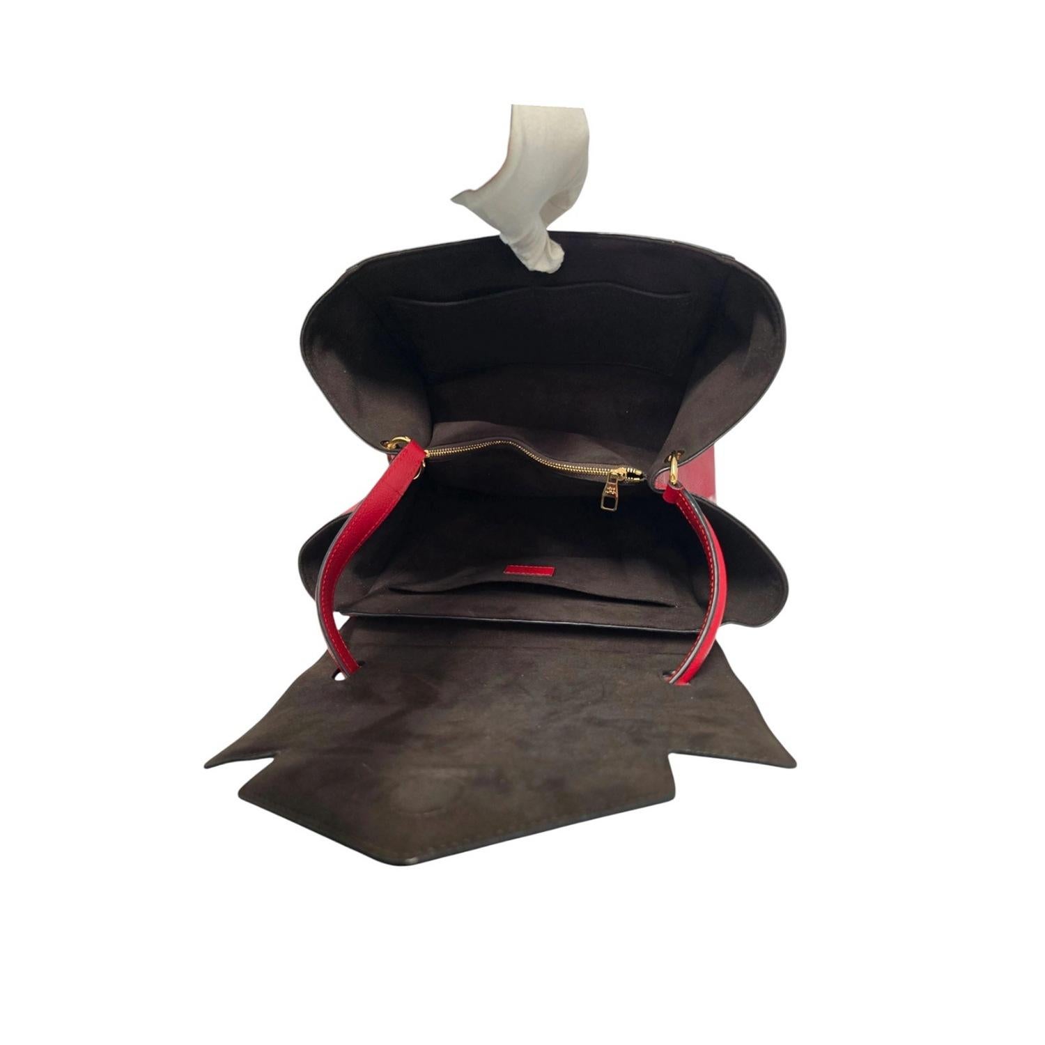 Louis Vuitton Vintage Cherise Empreinte Trocadero Top Handle Bag en vente 3