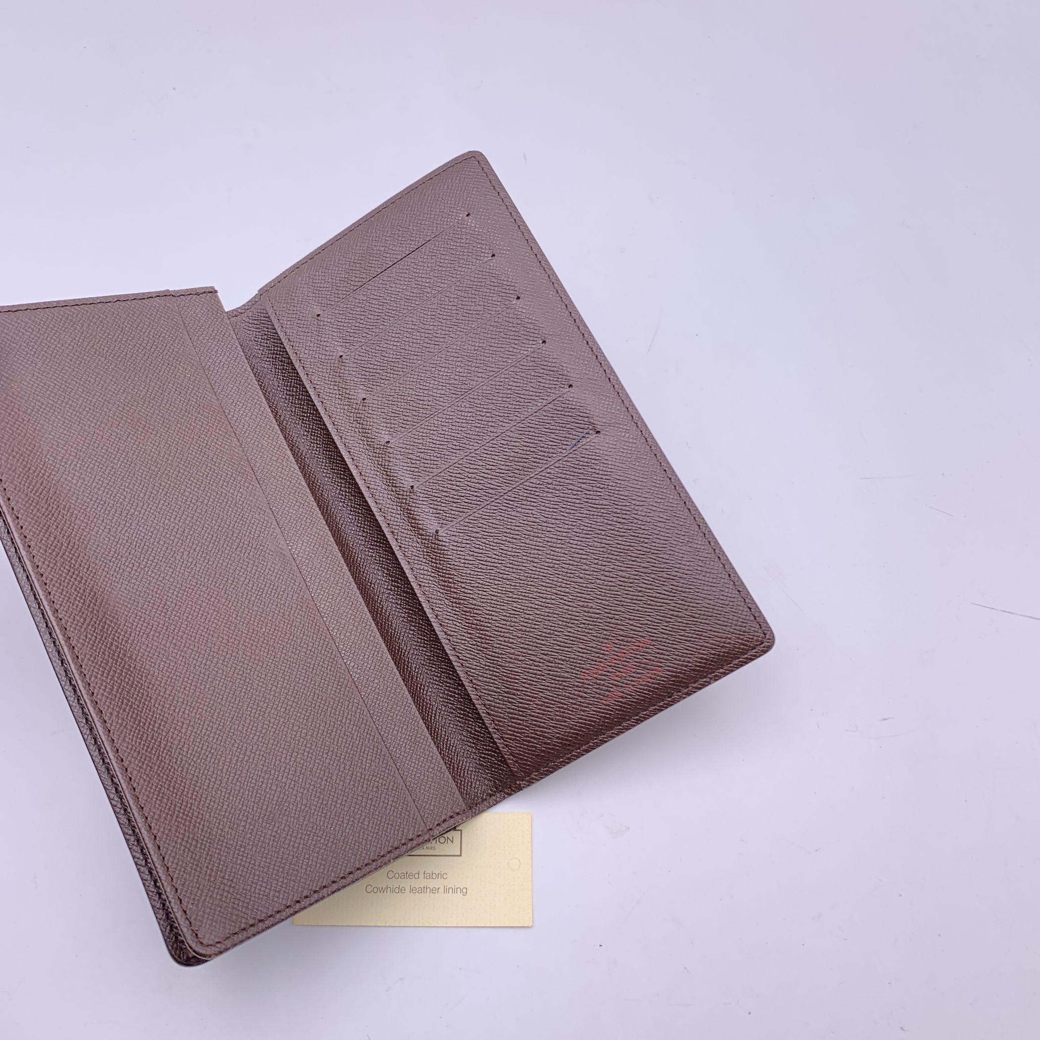 Louis Vuitton Vintage Damier Ebene Canvas Long Bifold Wallet In Good Condition In Rome, Rome