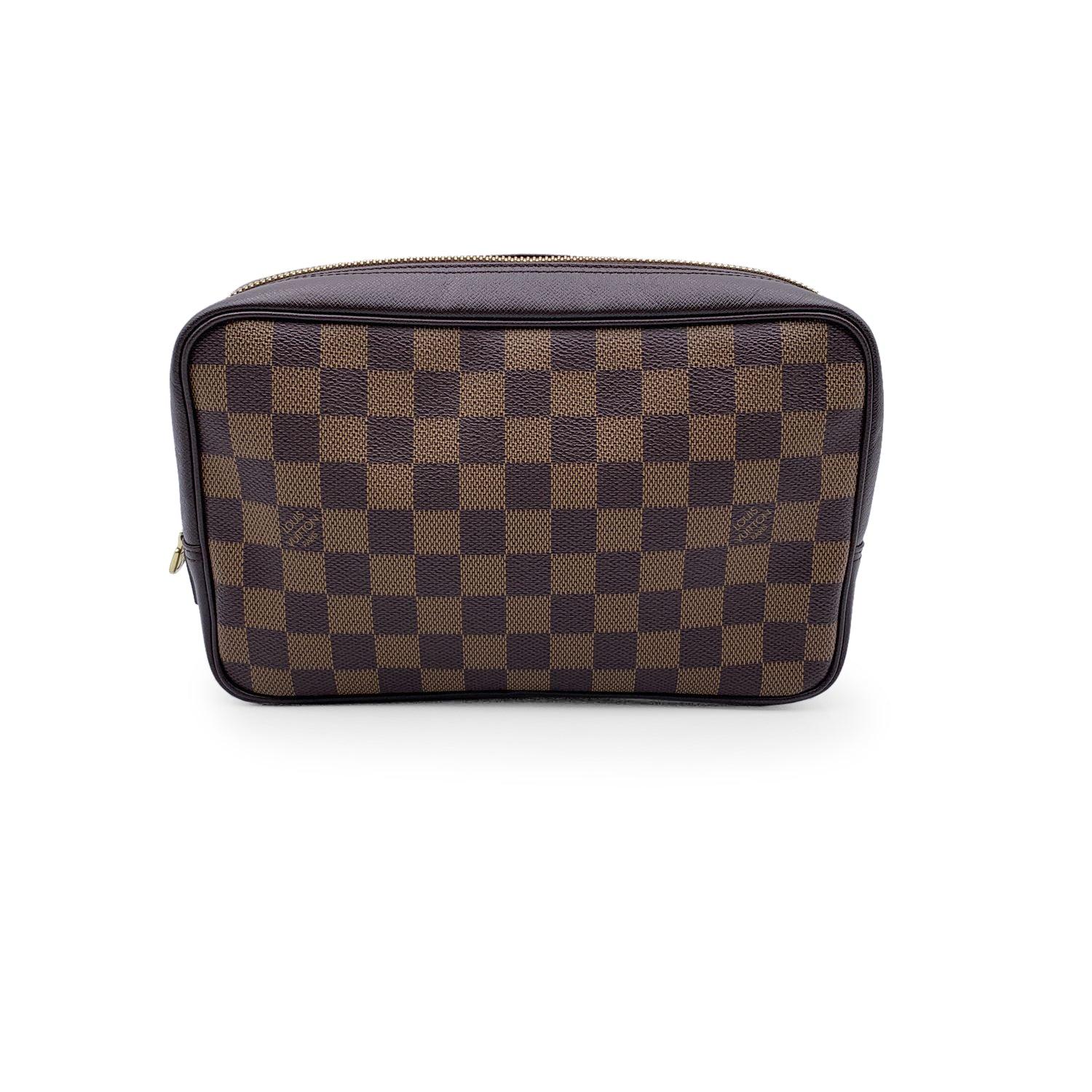 Louis Vuitton Vintage Damier Ebene Trousse Toilette Cosmetic Bag In Good Condition In Rome, Rome